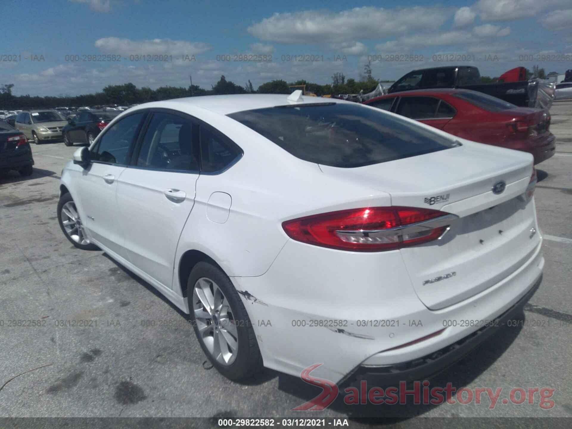 3FA6P0LU1KR240980 2019 FORD FUSION HYBRID