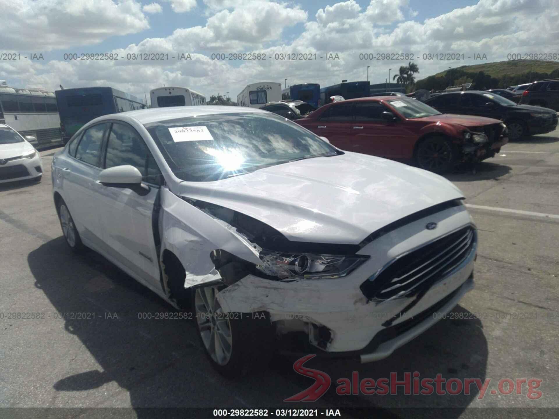 3FA6P0LU1KR240980 2019 FORD FUSION HYBRID