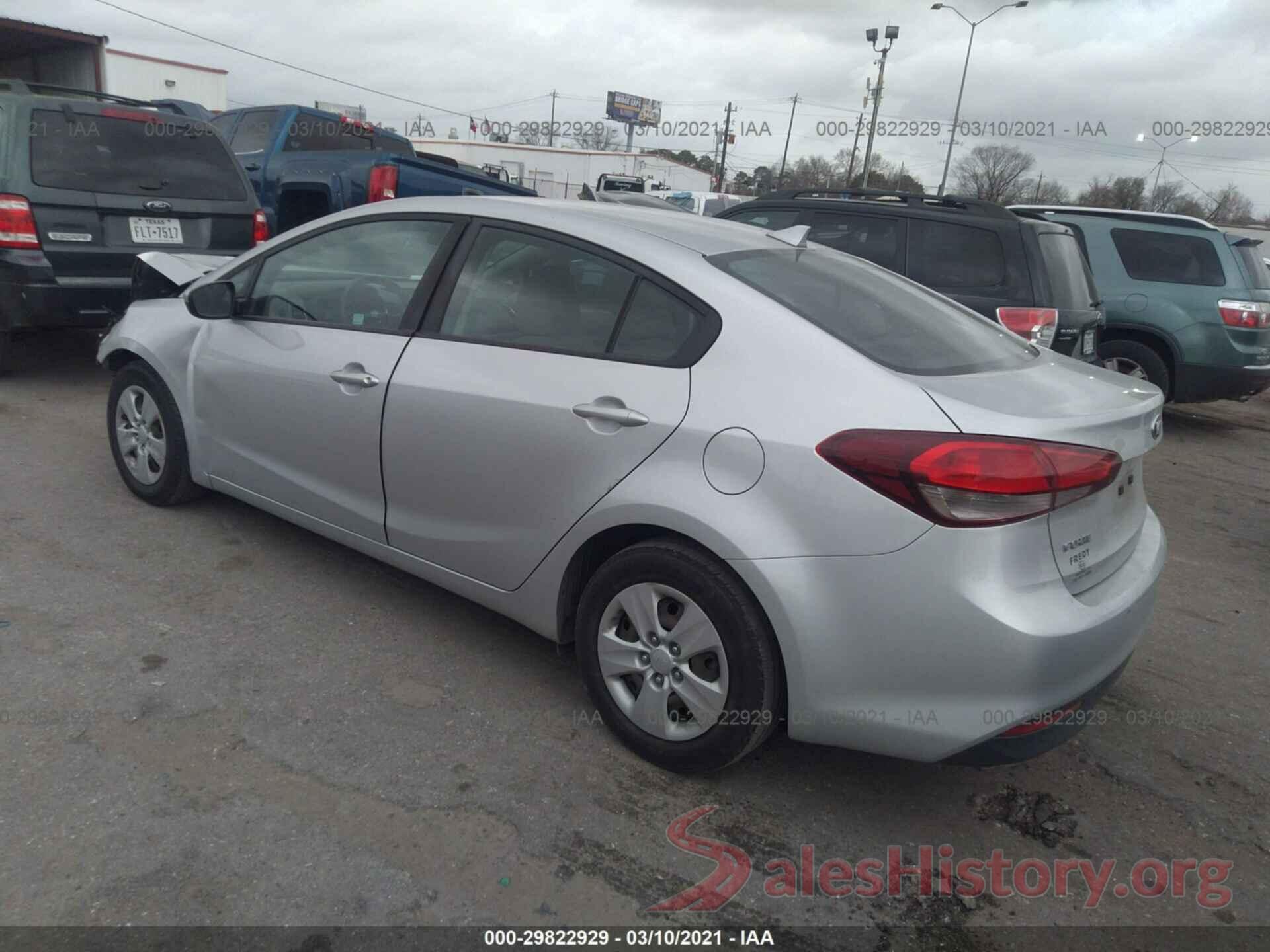 3KPFK4A73HE069324 2017 KIA FORTE