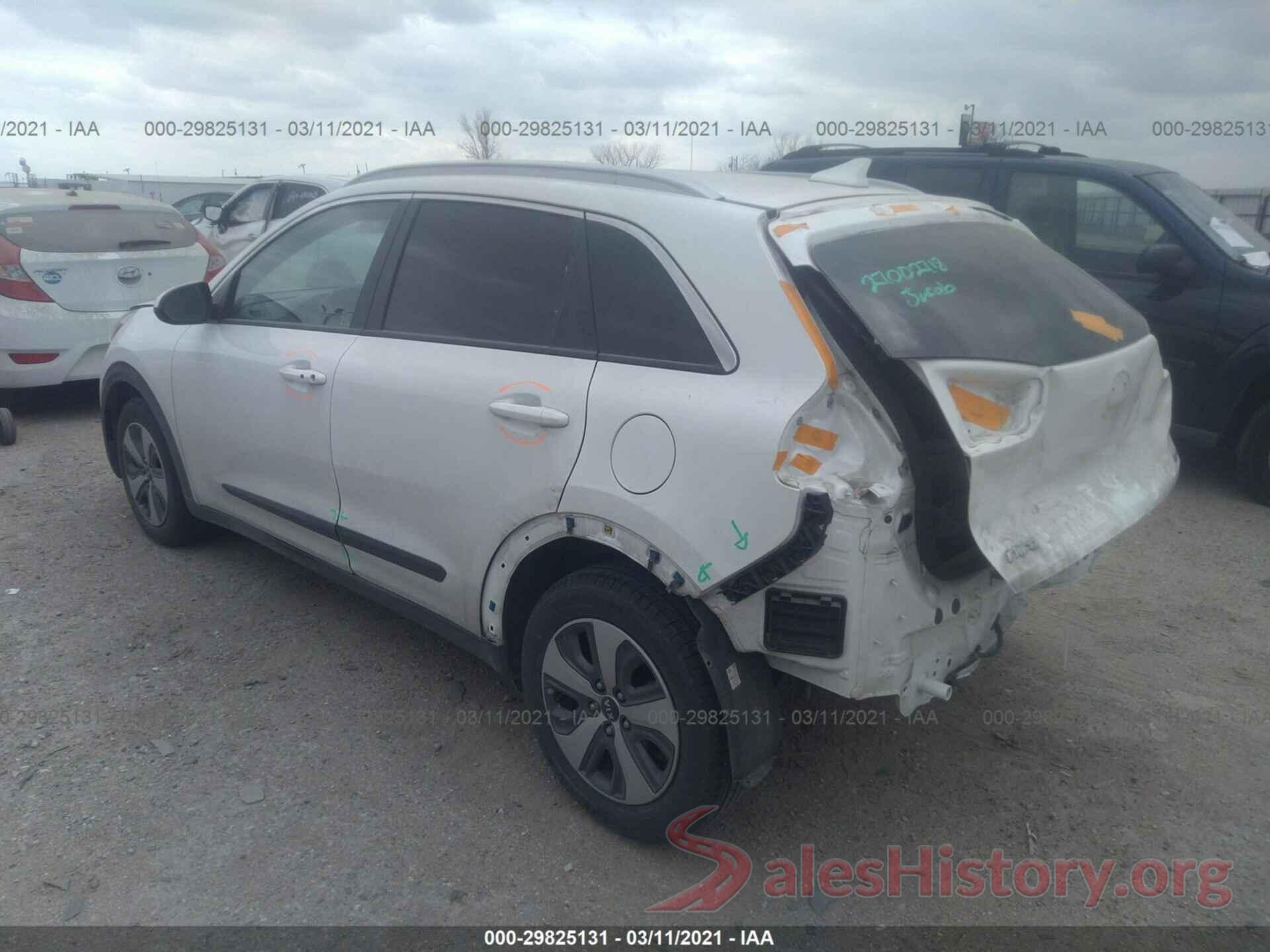 KNDCB3LC3K5340196 2019 KIA NIRO