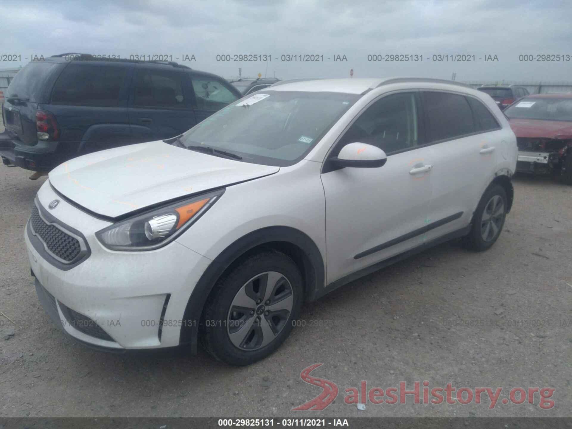 KNDCB3LC3K5340196 2019 KIA NIRO