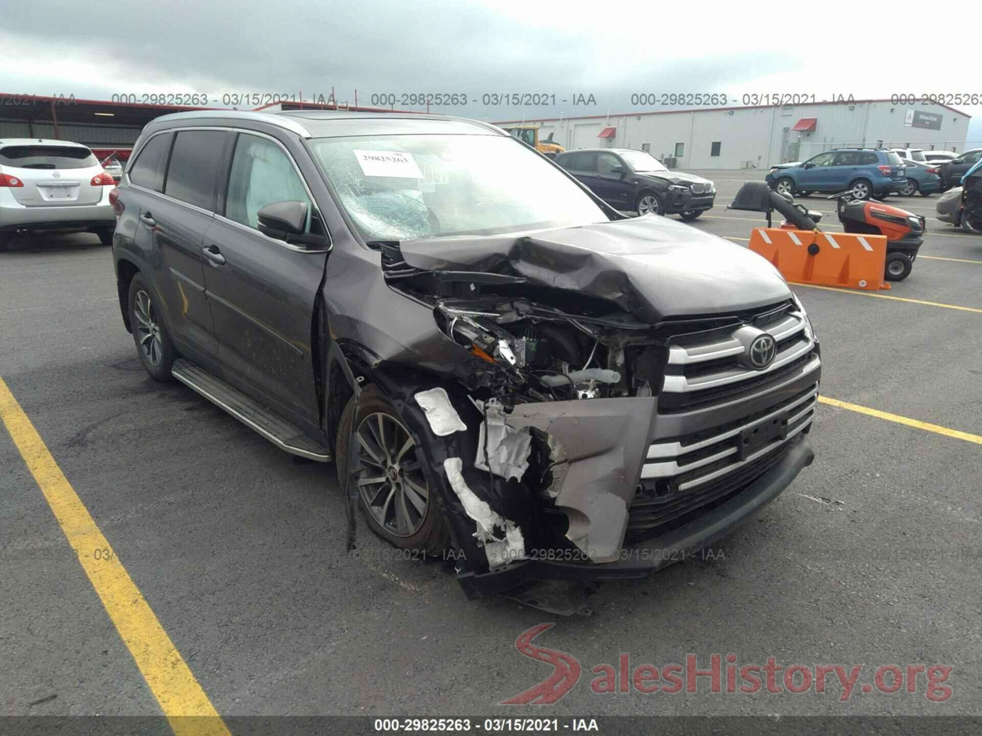 5TDJZRFH1KS618567 2019 TOYOTA HIGHLANDER