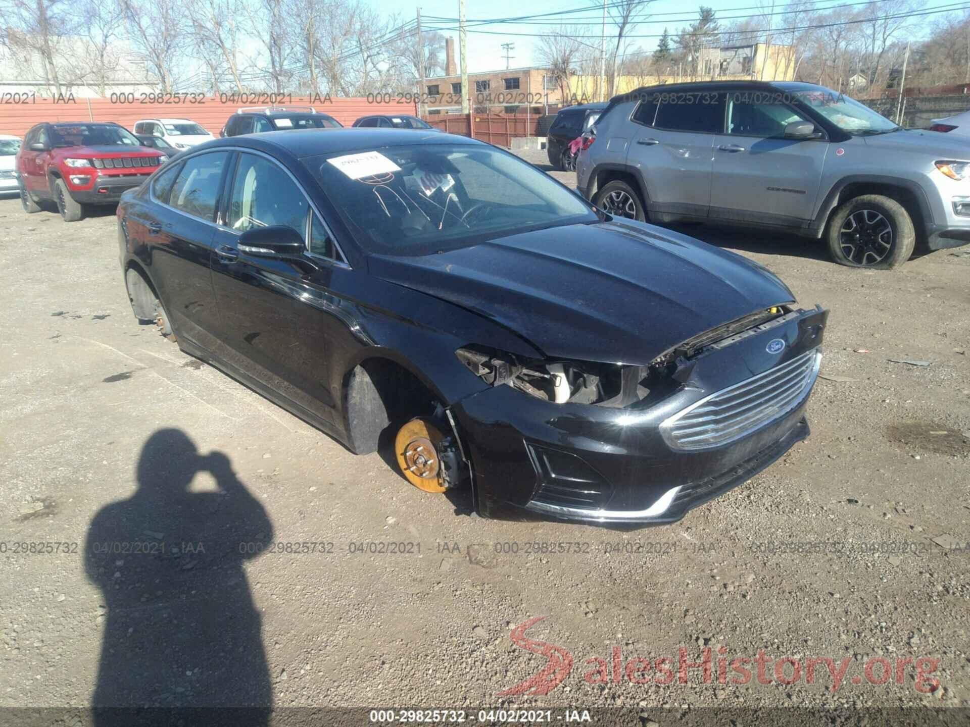 3FA6P0CD8KR237400 2019 FORD FUSION