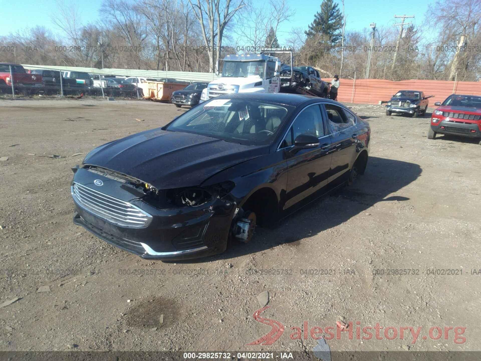 3FA6P0CD8KR237400 2019 FORD FUSION