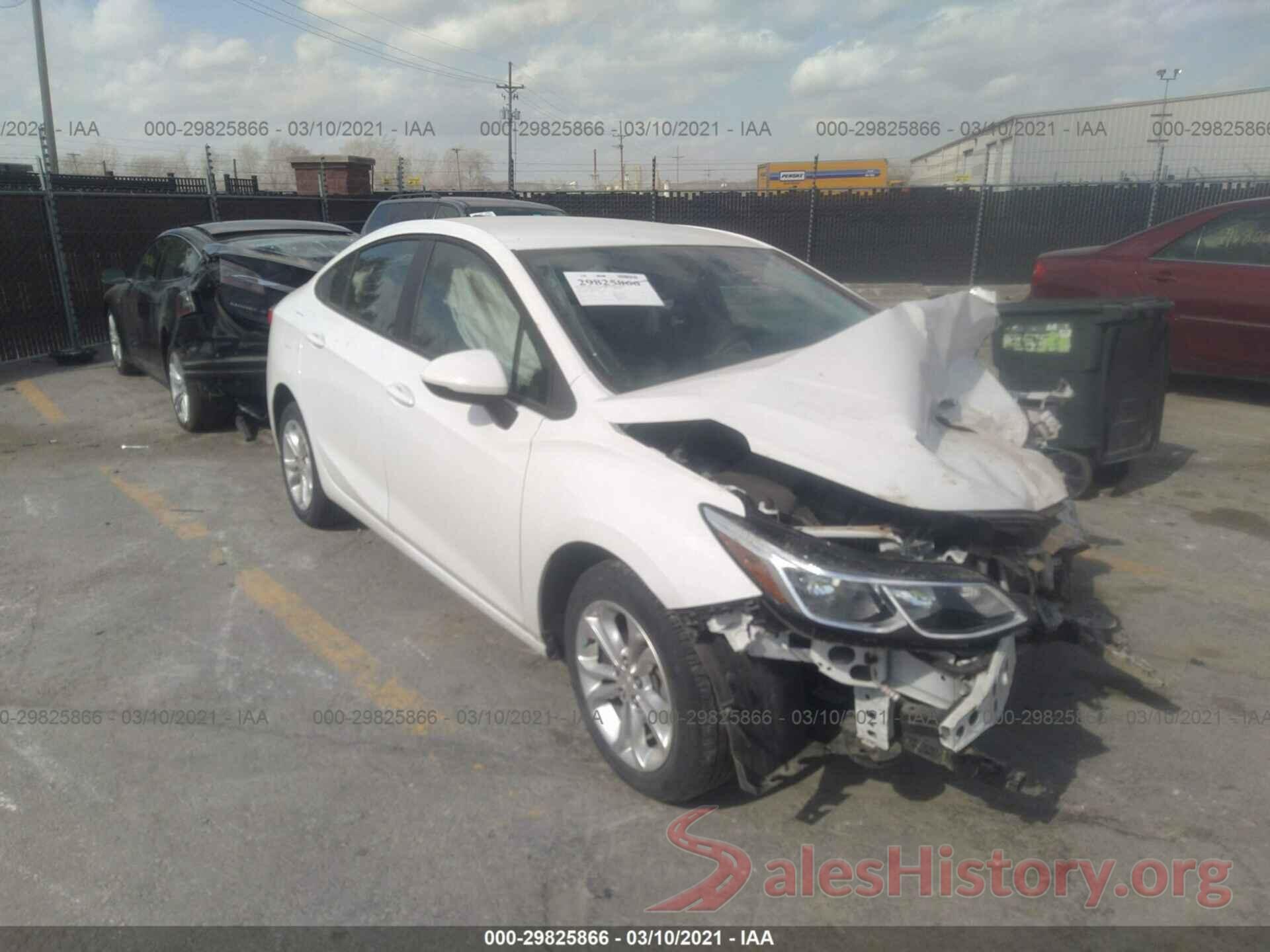 1G1BC5SM8K7153080 2019 CHEVROLET CRUZE