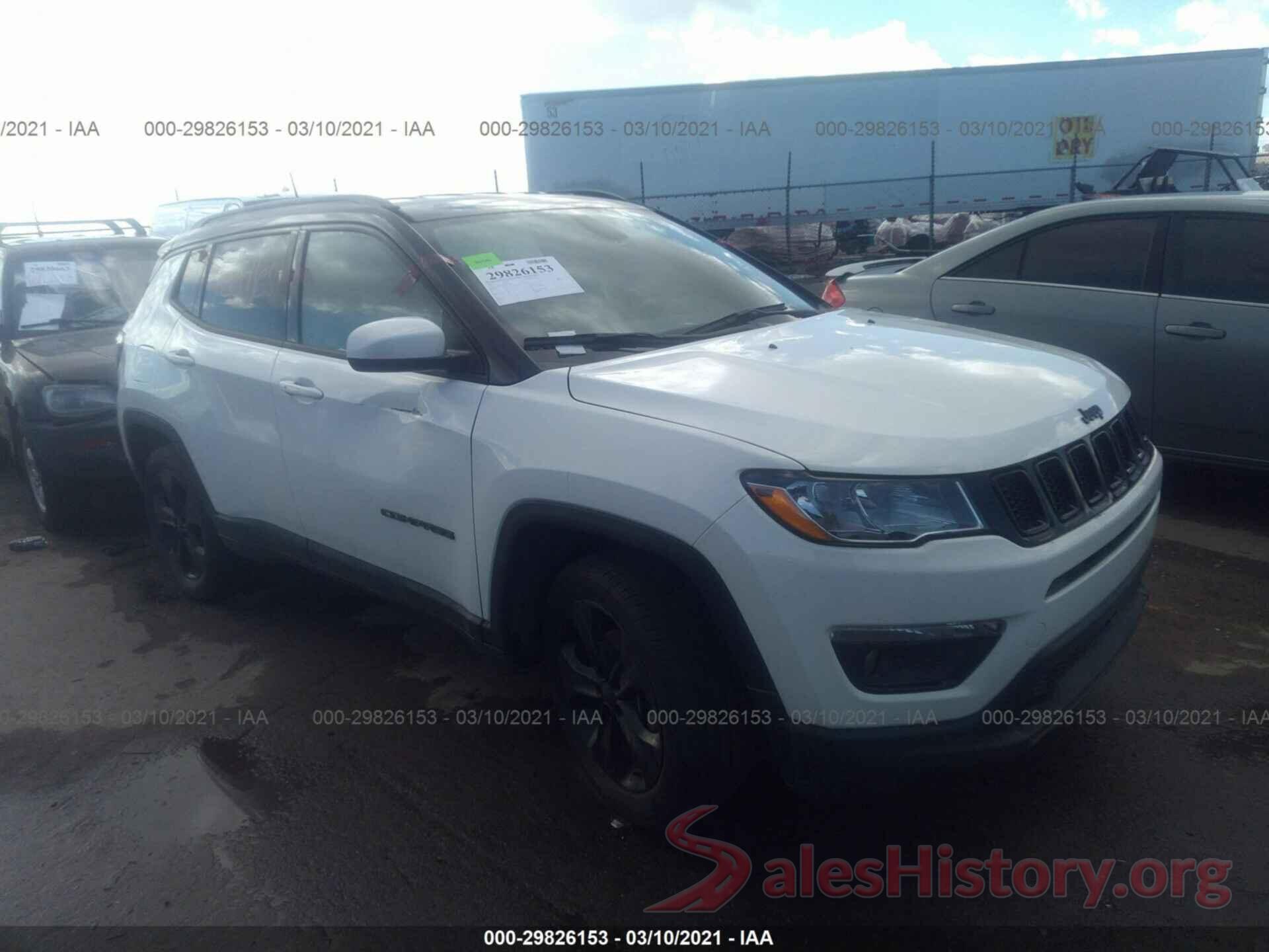 3C4NJDBB1JT304483 2018 JEEP COMPASS