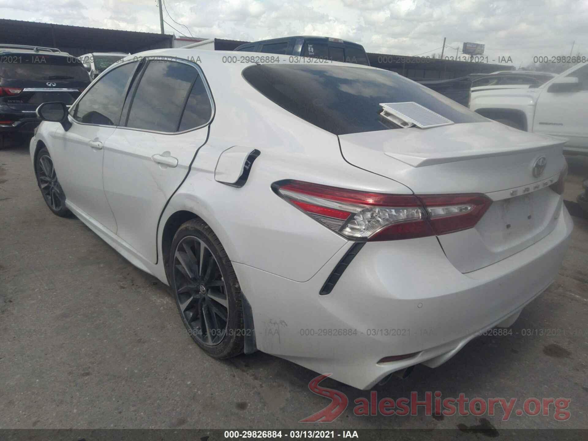 4T1B61HK4JU070853 2018 TOYOTA CAMRY