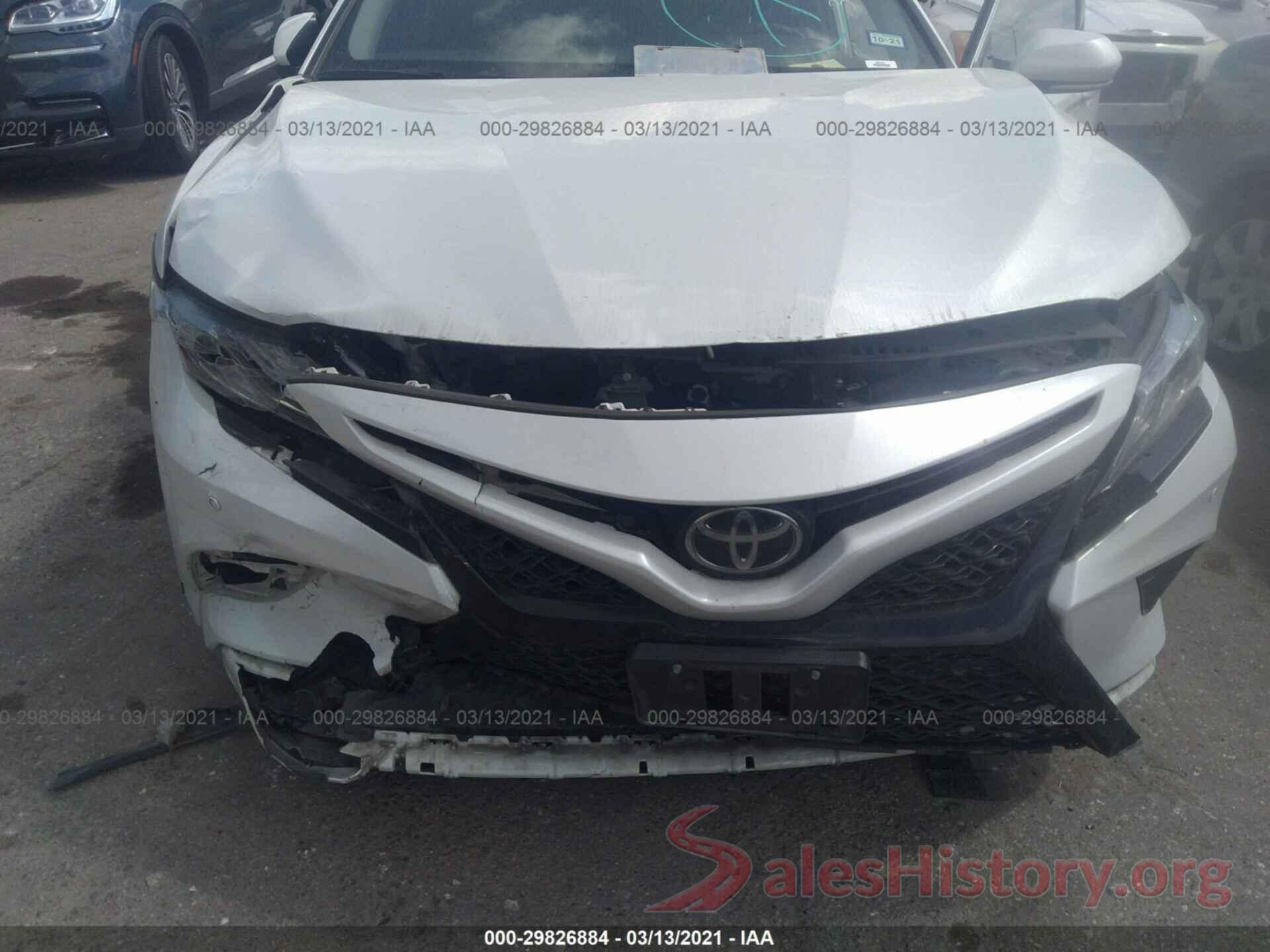 4T1B61HK4JU070853 2018 TOYOTA CAMRY