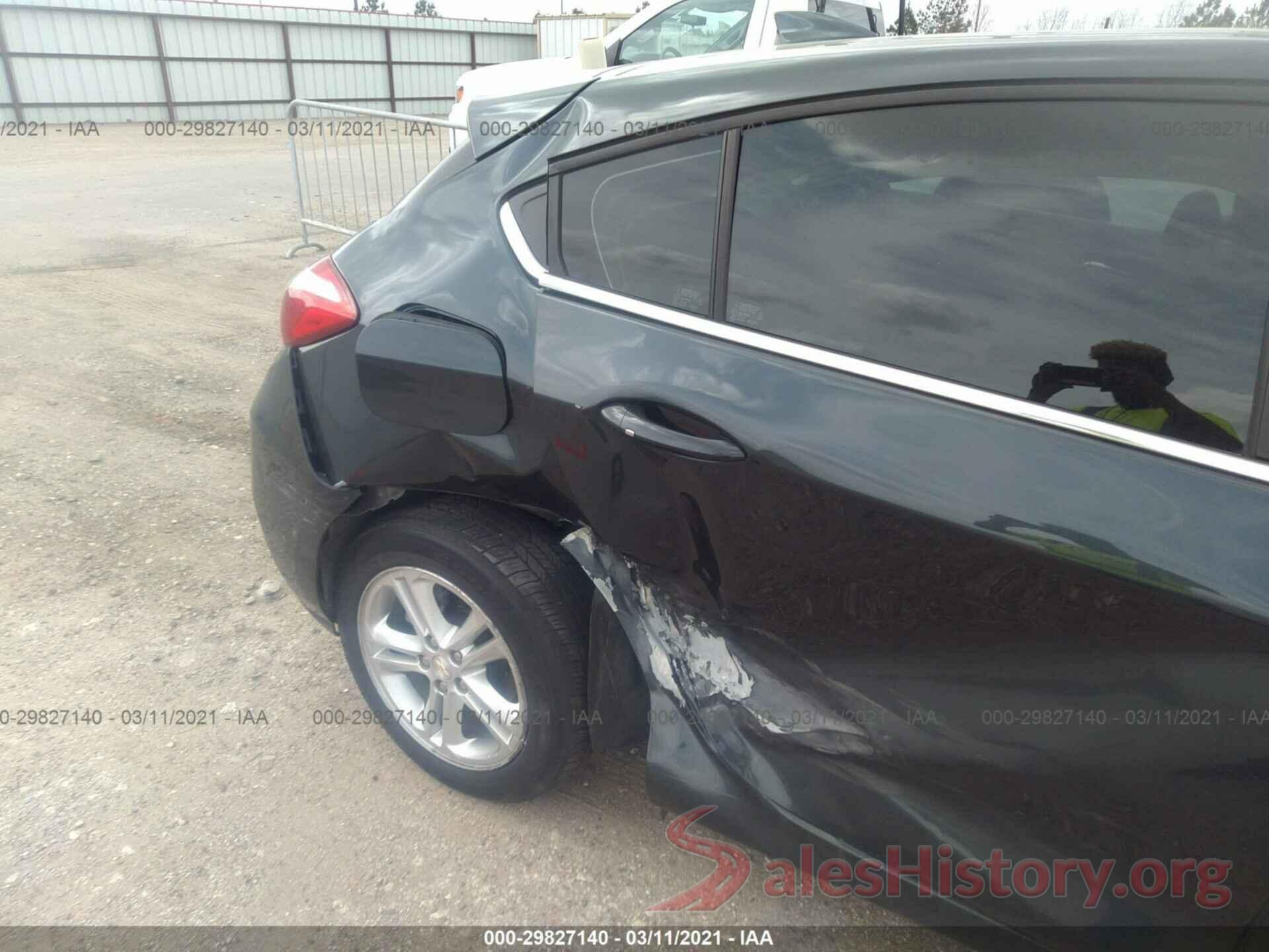 3G1BE6SM5JS612047 2018 CHEVROLET CRUZE