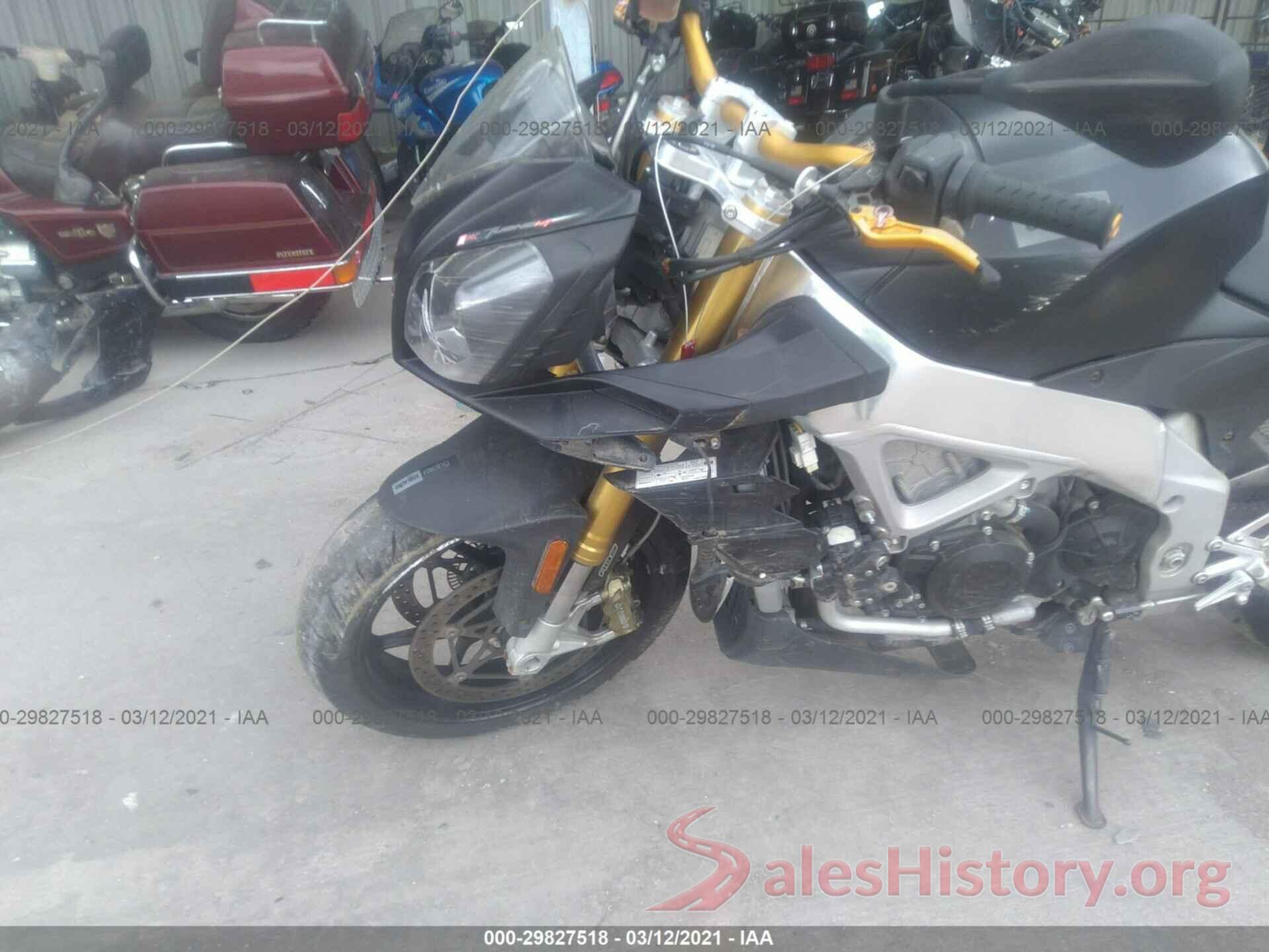 ZD4TYCB09FS000116 2015 APRILIA TUONO