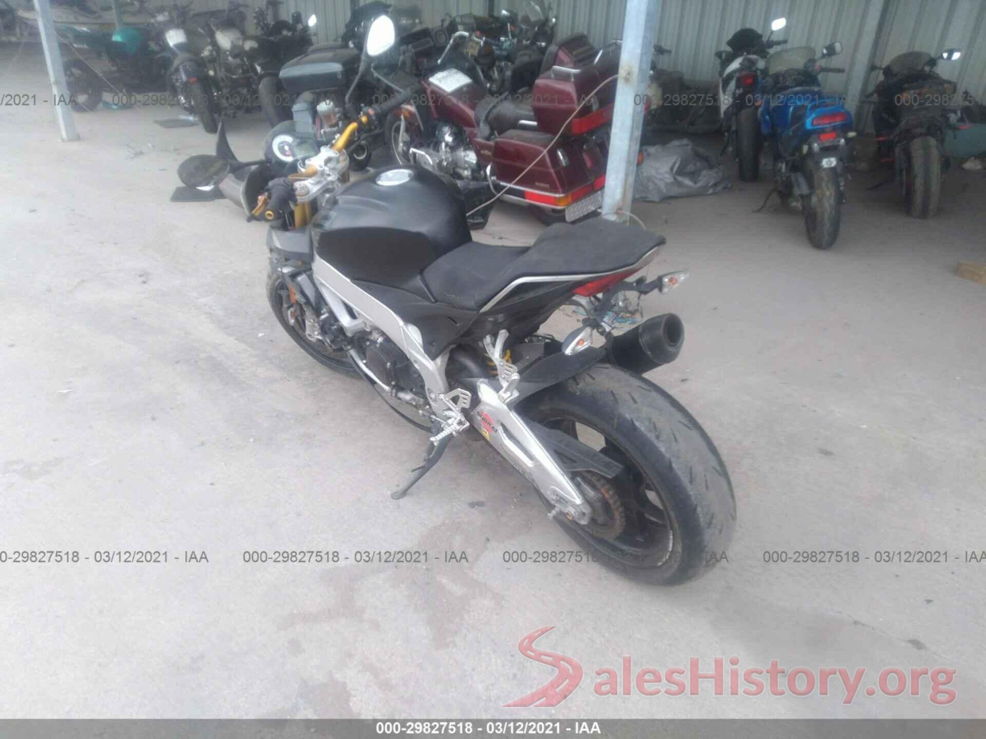 ZD4TYCB09FS000116 2015 APRILIA TUONO