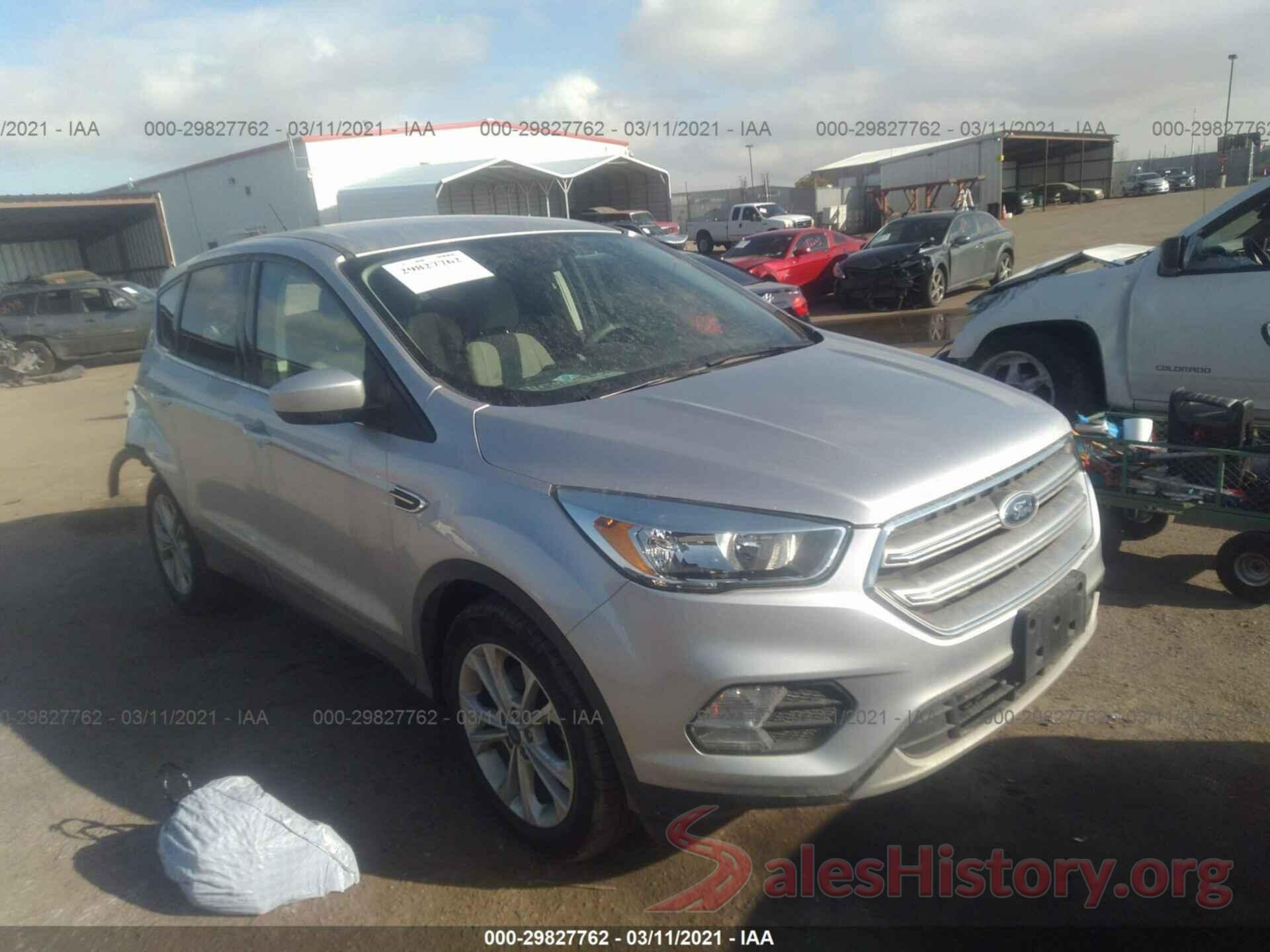 1FMCU0GD9HUA53581 2017 FORD ESCAPE