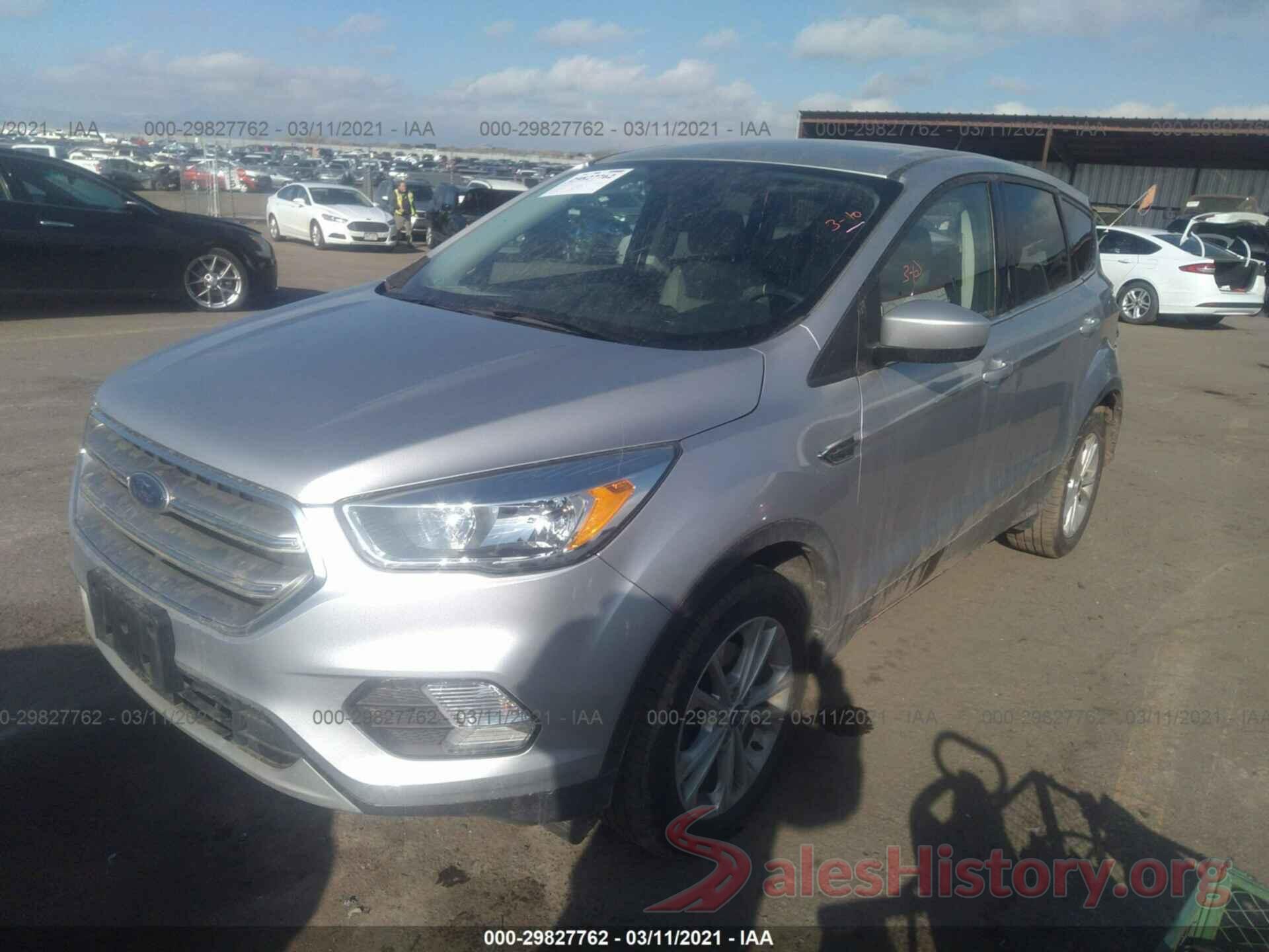 1FMCU0GD9HUA53581 2017 FORD ESCAPE