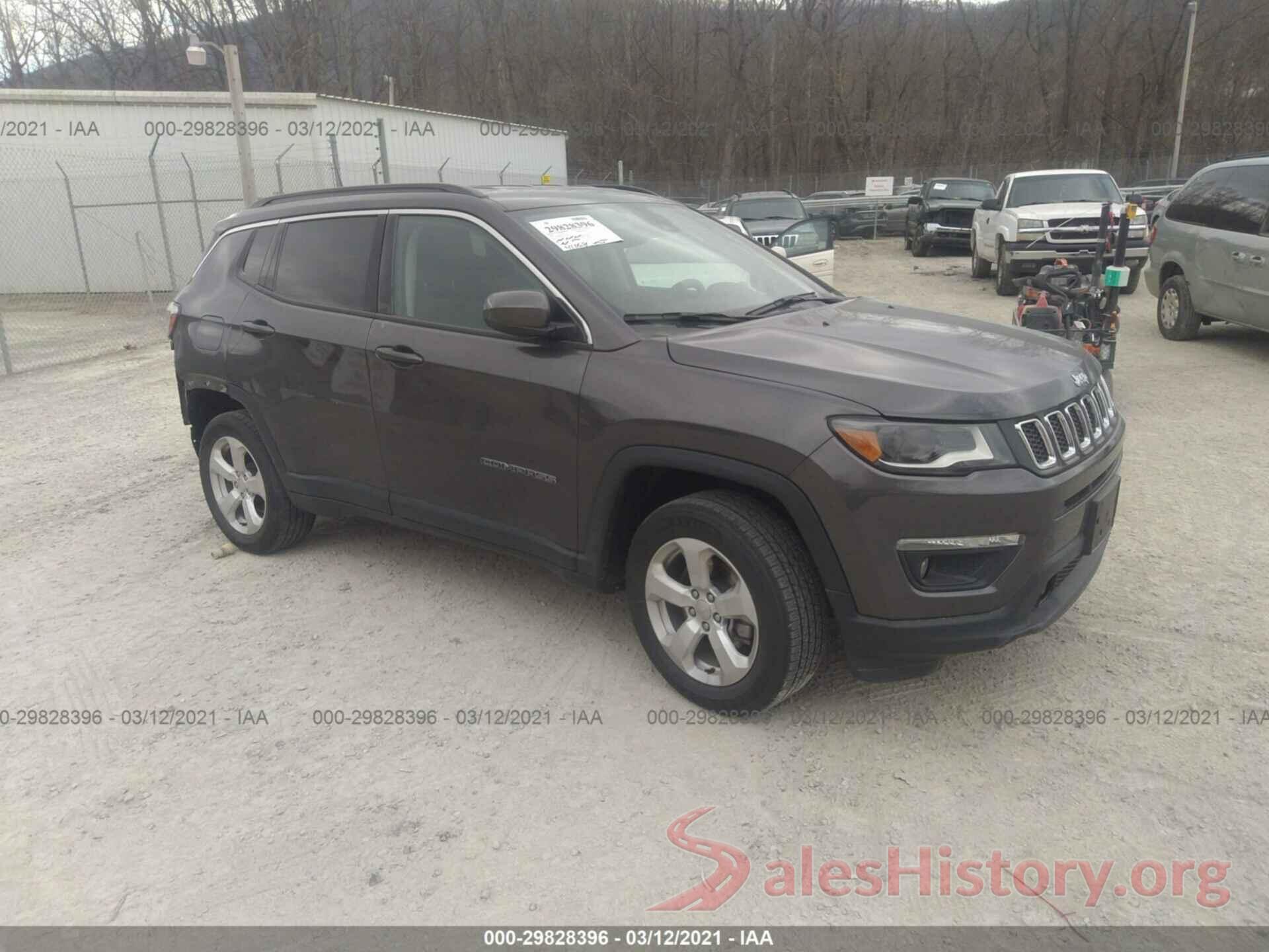 3C4NJDBBXJT392658 2018 JEEP COMPASS