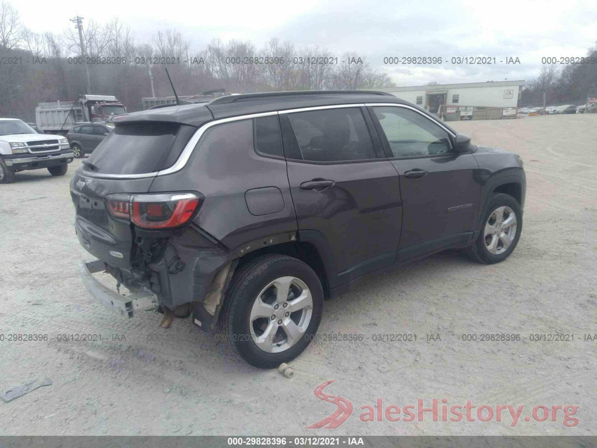 3C4NJDBBXJT392658 2018 JEEP COMPASS