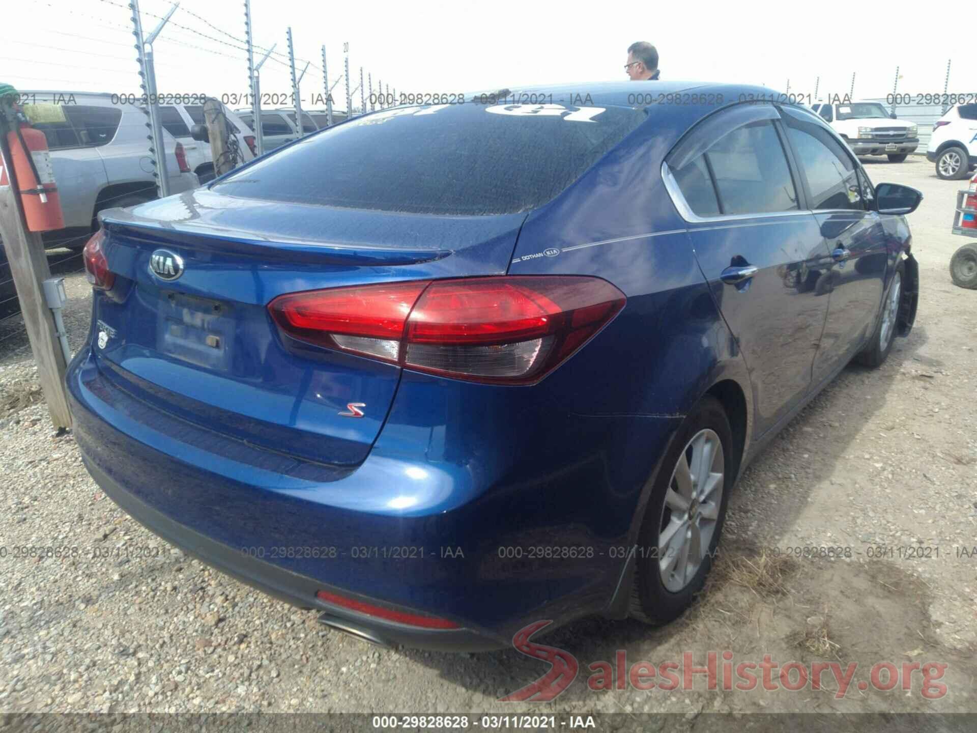 3KPFL4A7XHE048550 2017 KIA FORTE