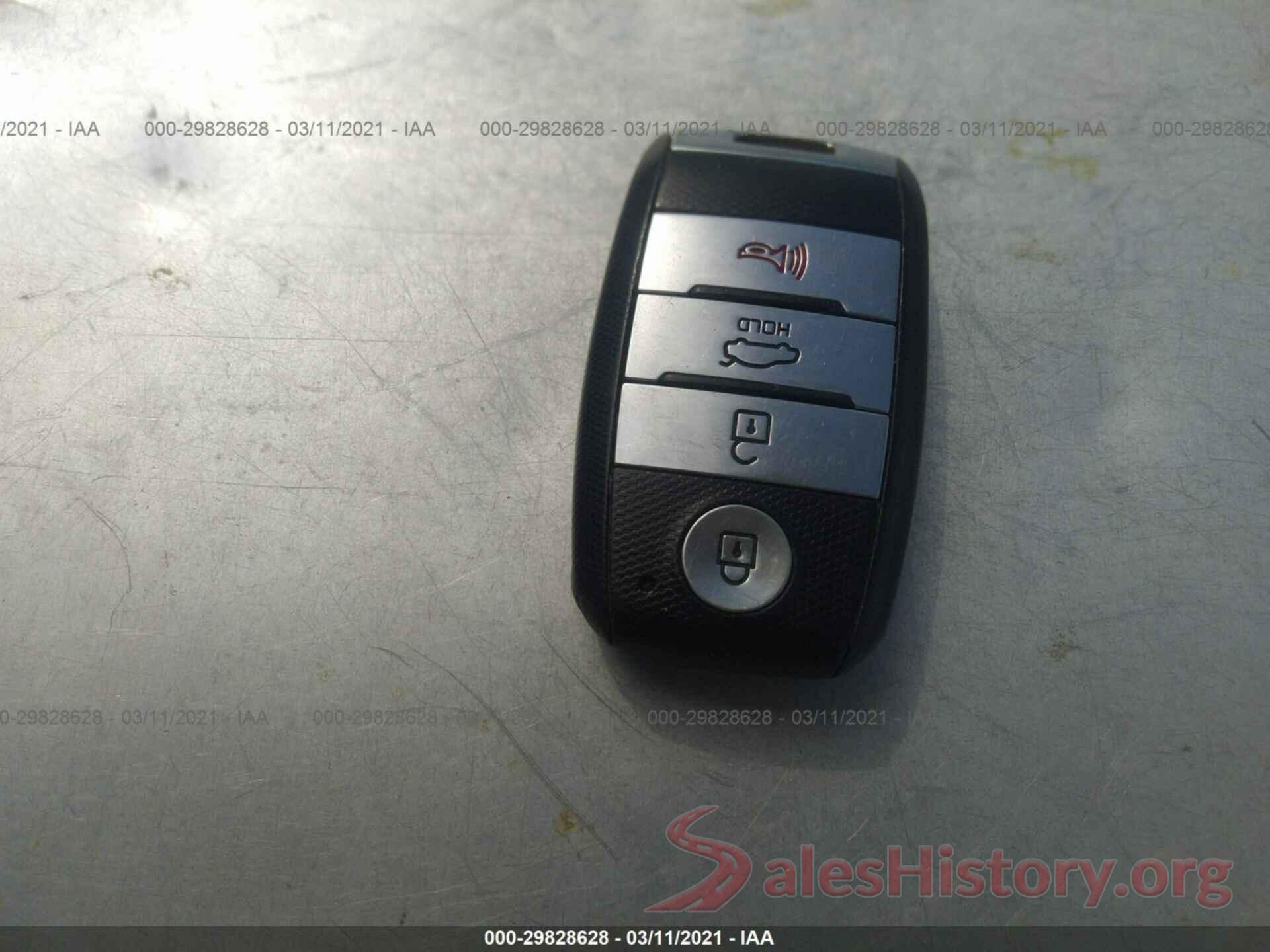 3KPFL4A7XHE048550 2017 KIA FORTE