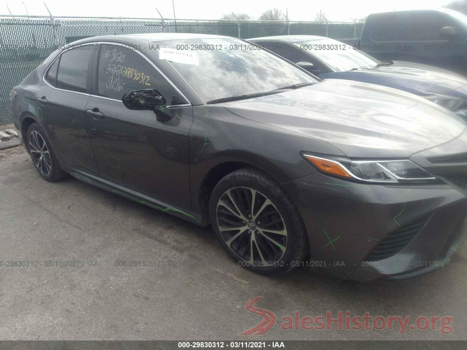 4T1B11HK7JU023900 2018 TOYOTA CAMRY