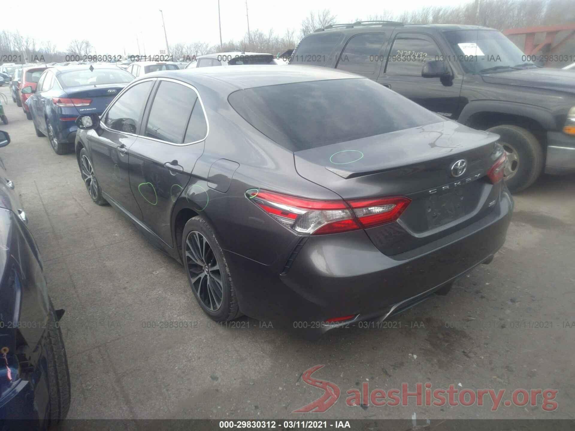 4T1B11HK7JU023900 2018 TOYOTA CAMRY