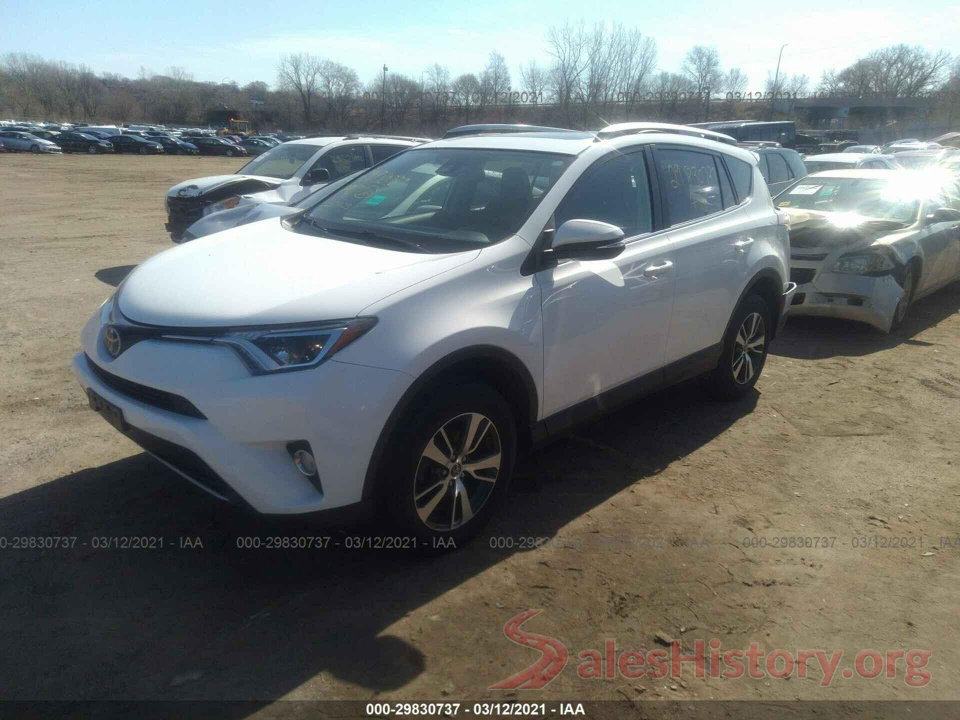 JTMRFREV9HJ716870 2017 TOYOTA RAV4