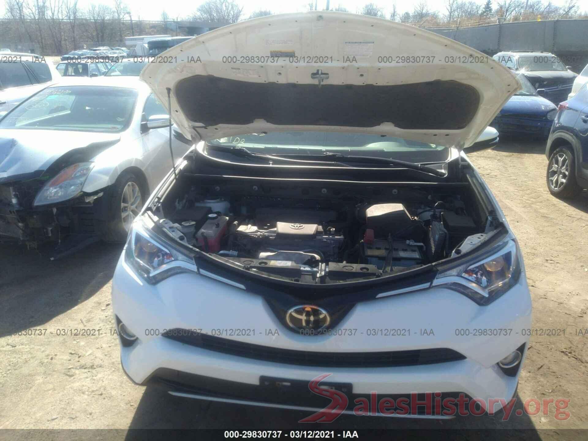 JTMRFREV9HJ716870 2017 TOYOTA RAV4