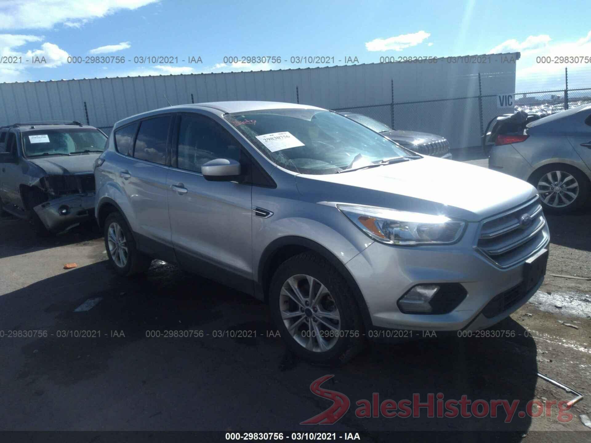 1FMCU9GD0HUA94038 2017 FORD ESCAPE