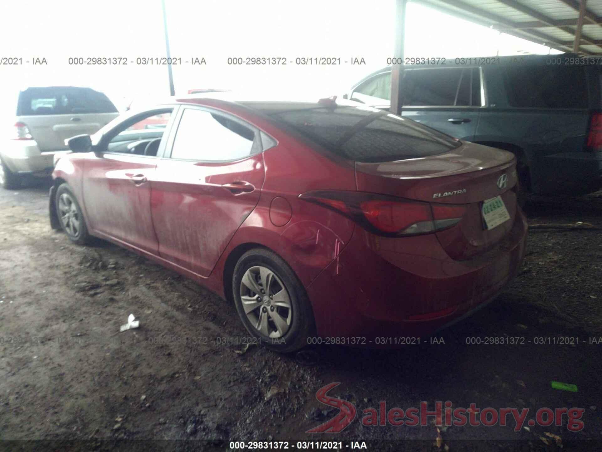 5NPDH4AE8GH761853 2016 HYUNDAI ELANTRA