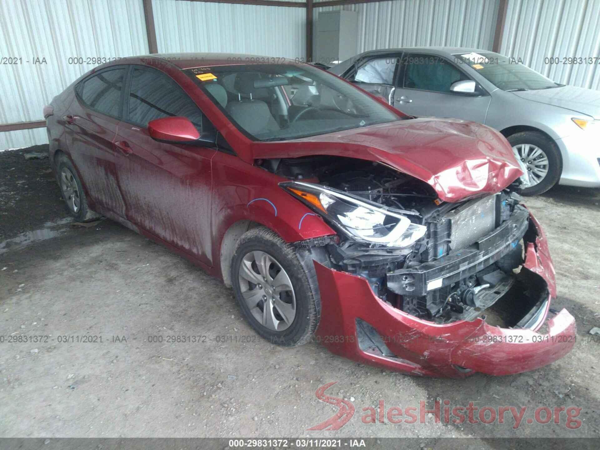 5NPDH4AE8GH761853 2016 HYUNDAI ELANTRA