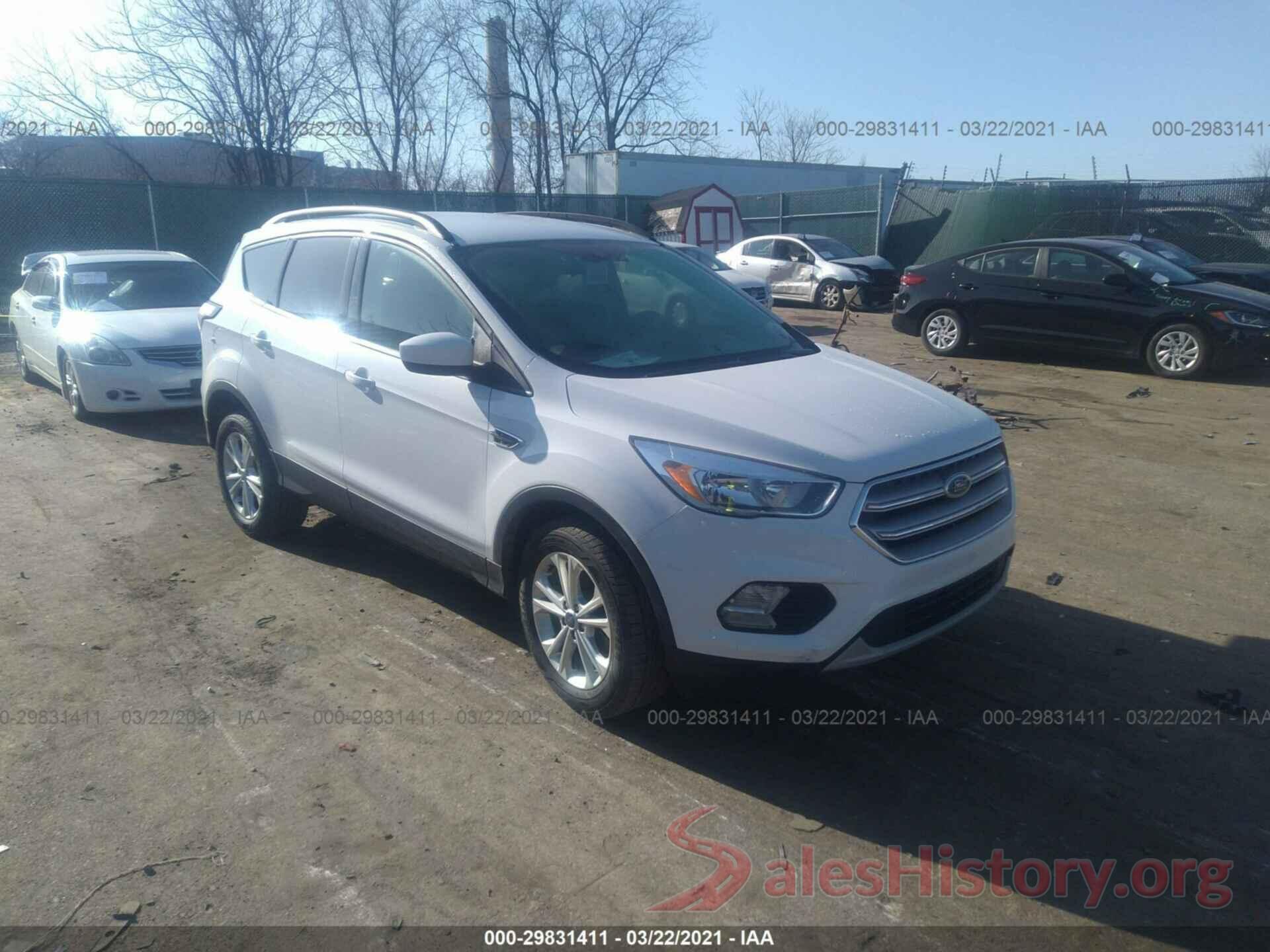 1FMCU9GD8JUC88287 2018 FORD ESCAPE