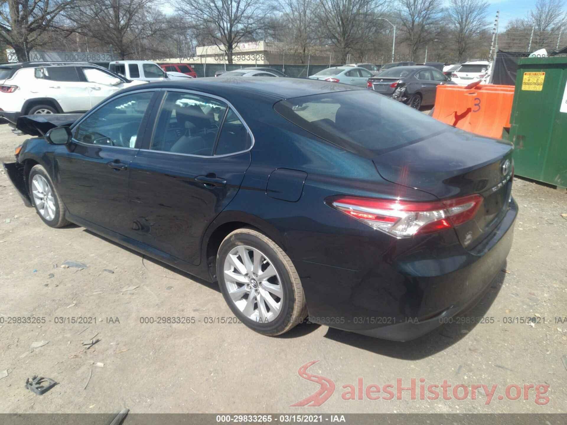 4T1B11HK2JU595621 2018 TOYOTA CAMRY