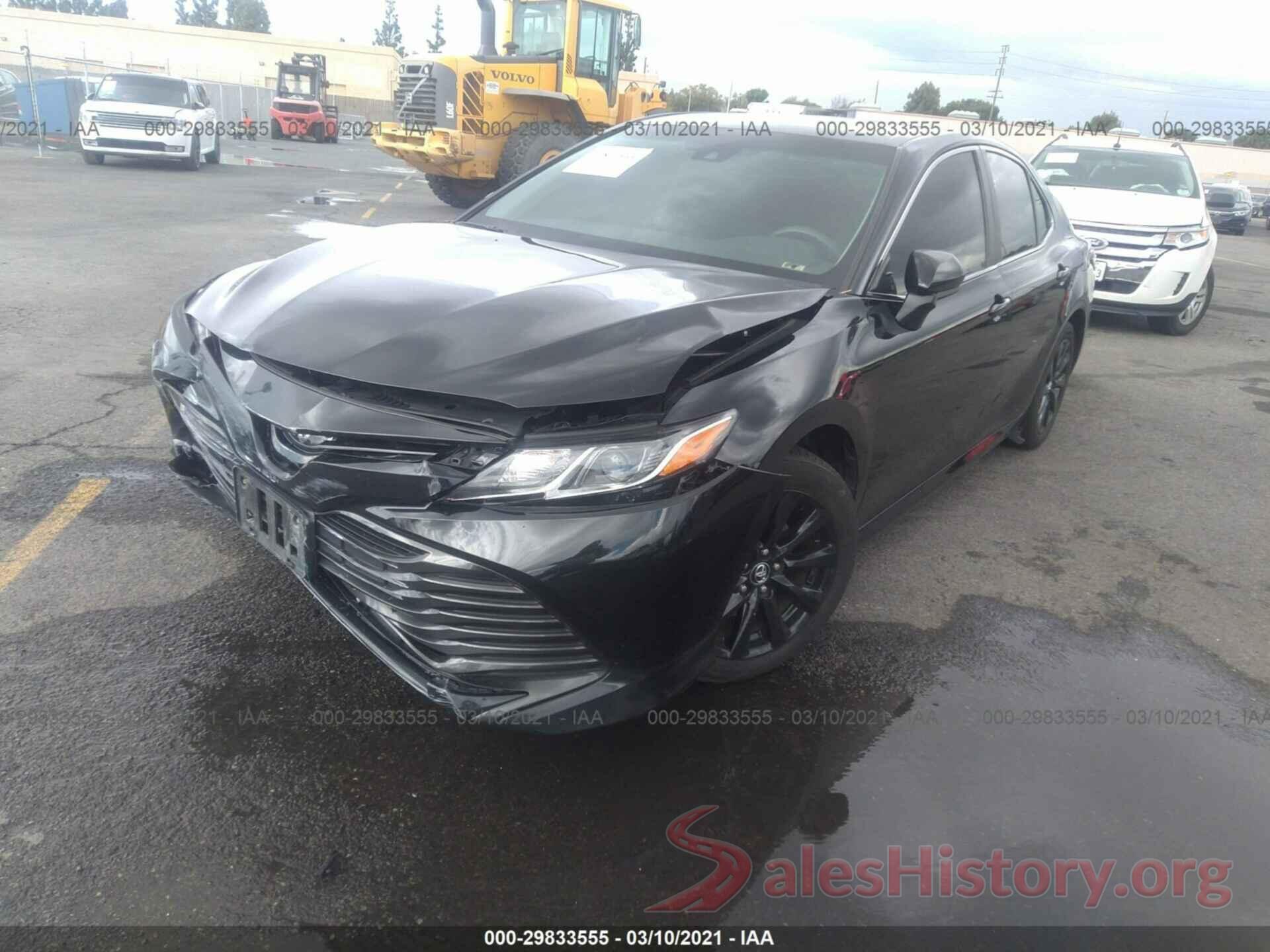 4T1B11HK2JU135438 2018 TOYOTA CAMRY