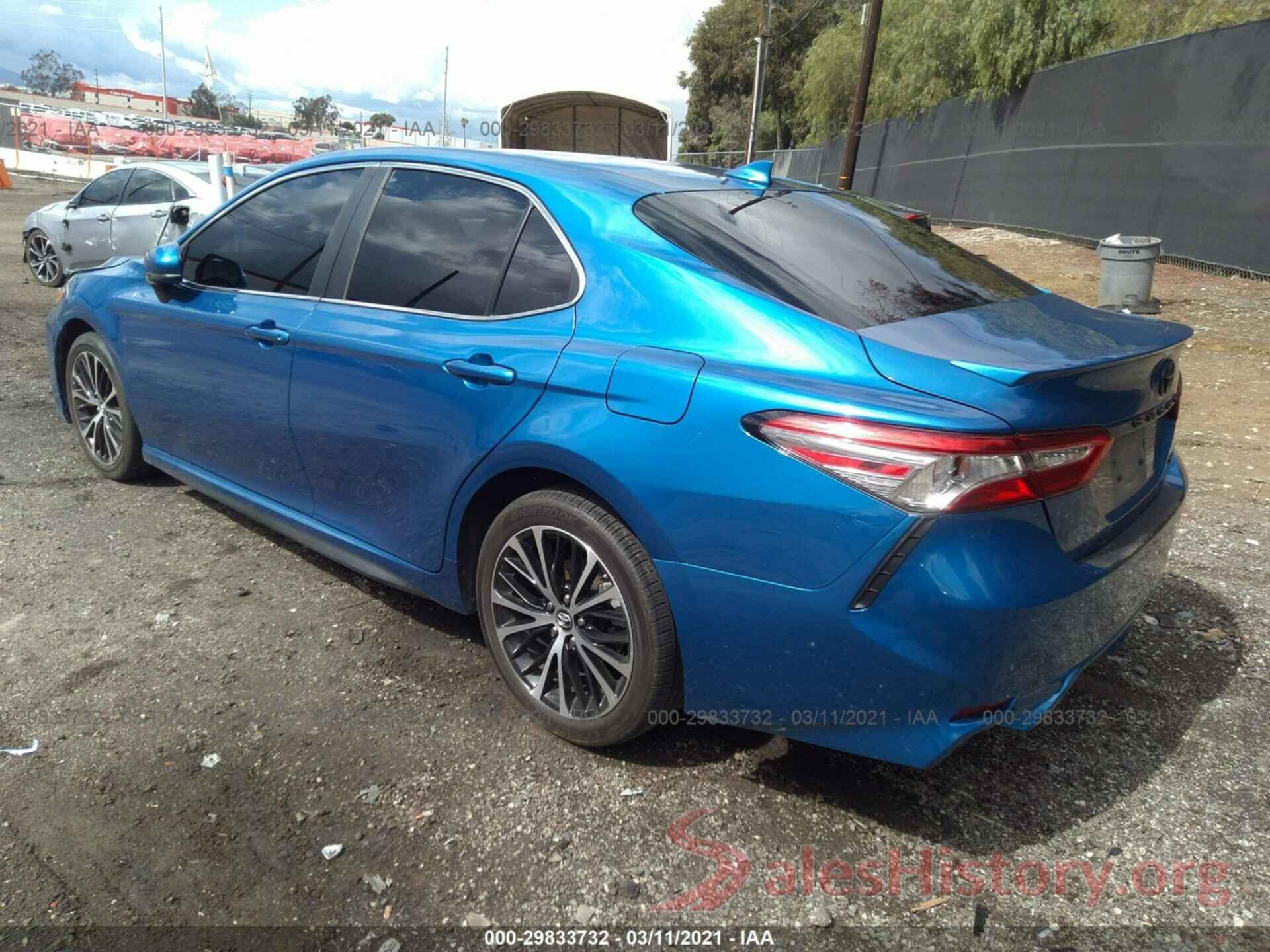 4T1B11HK2KU278200 2019 TOYOTA CAMRY