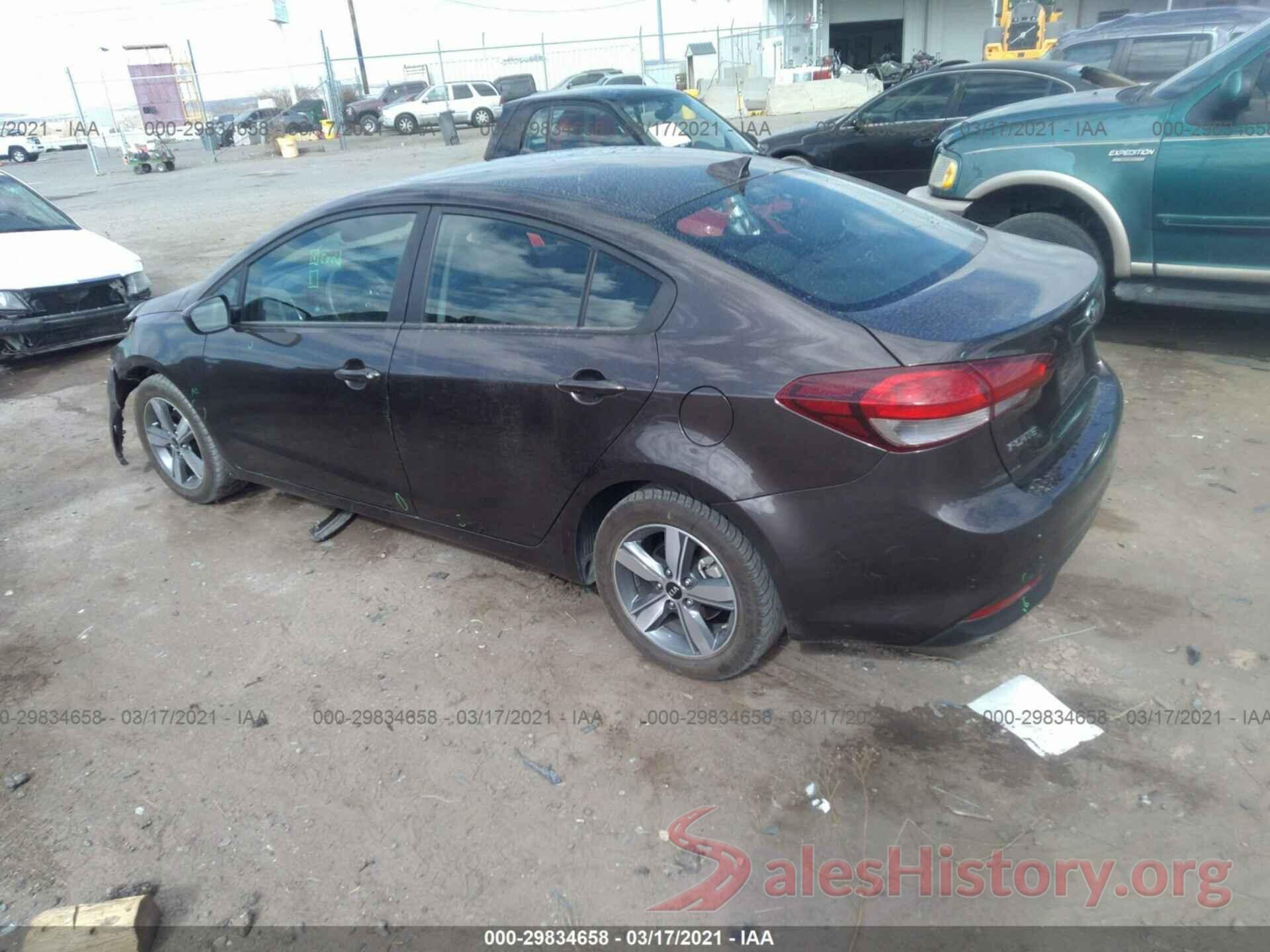 3KPFL4A72JE206675 2018 KIA FORTE