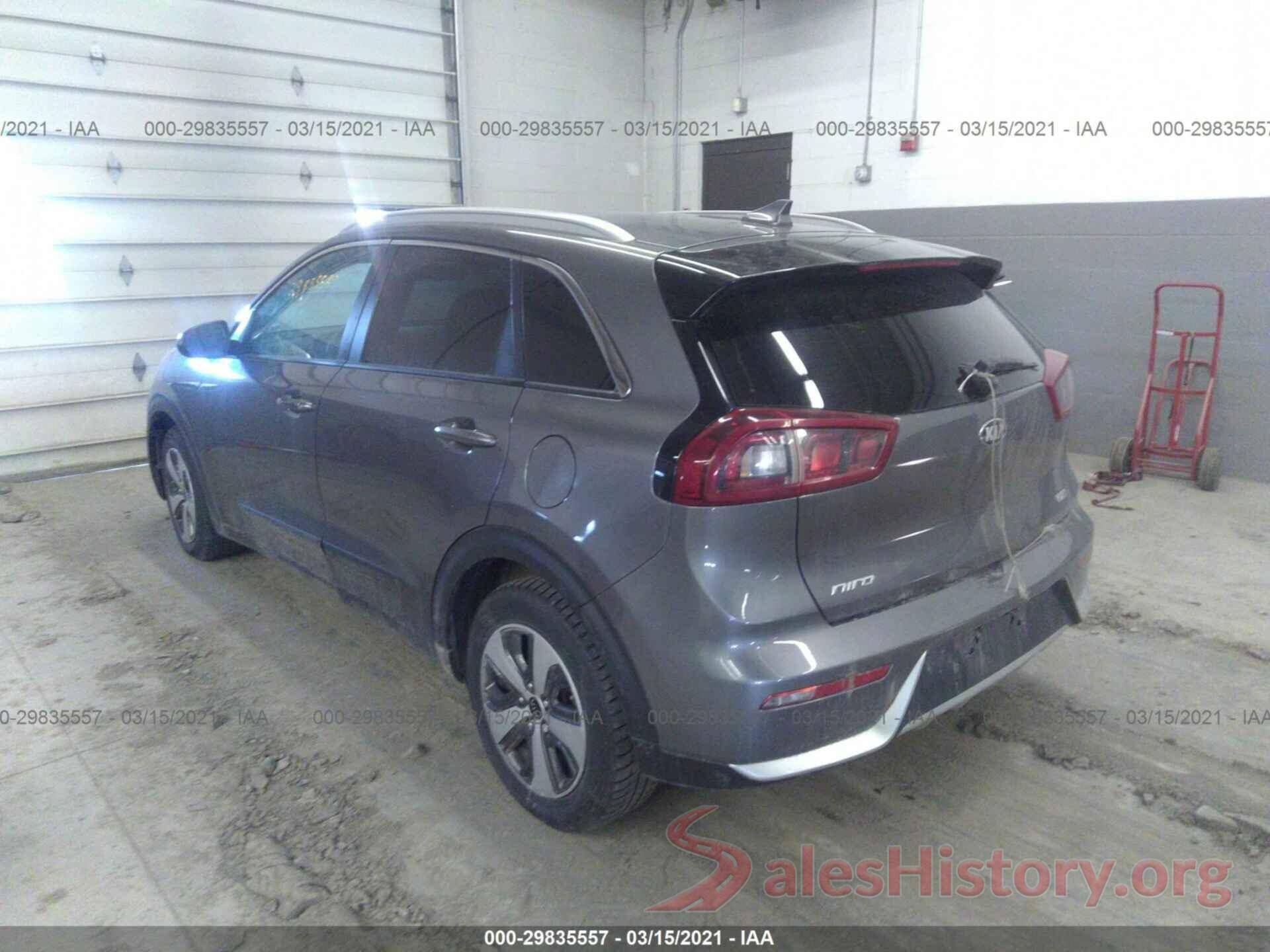 KNDCB3LC4H5038876 2017 KIA NIRO