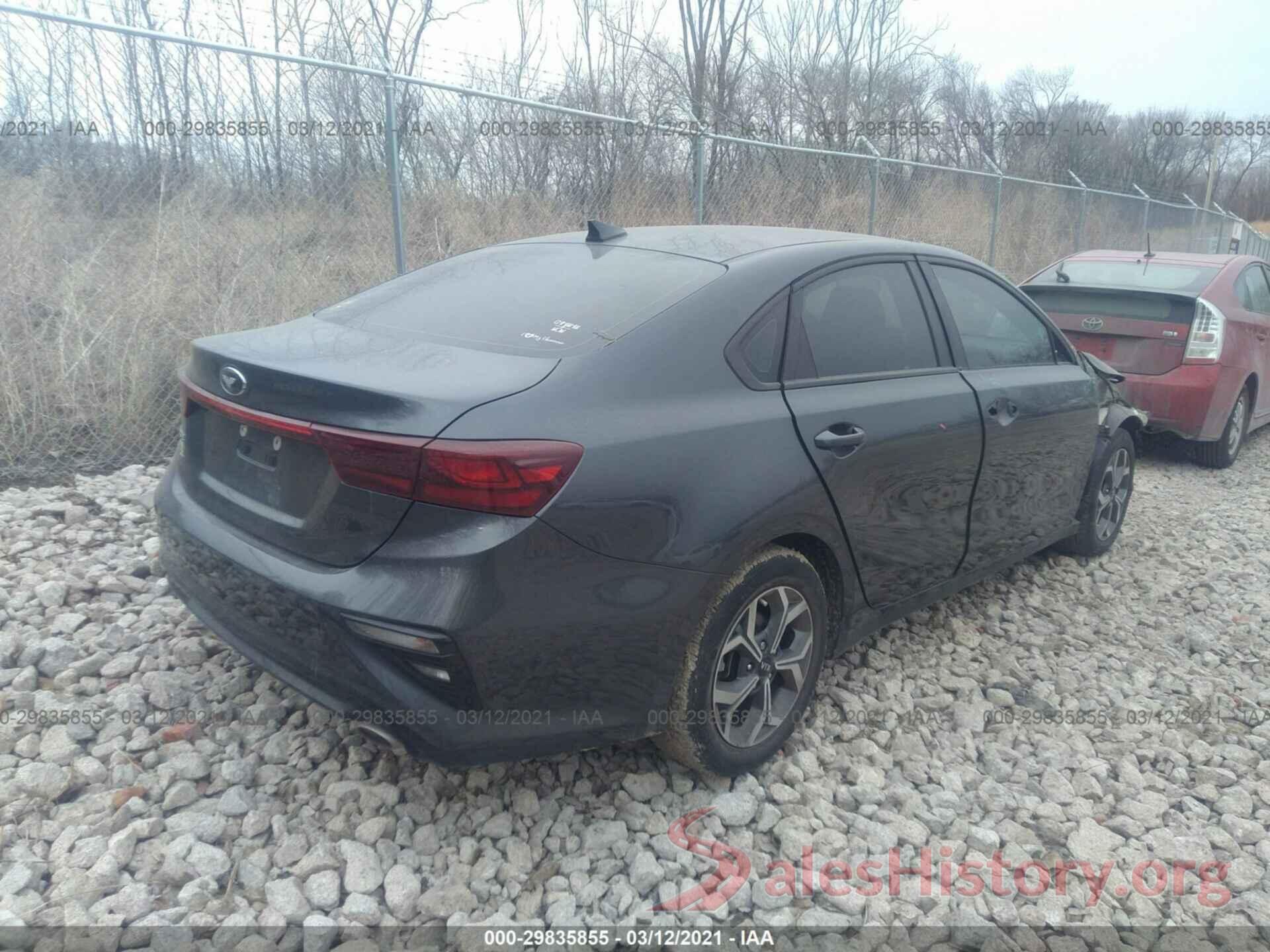 3KPF24AD1KE132627 2019 KIA FORTE