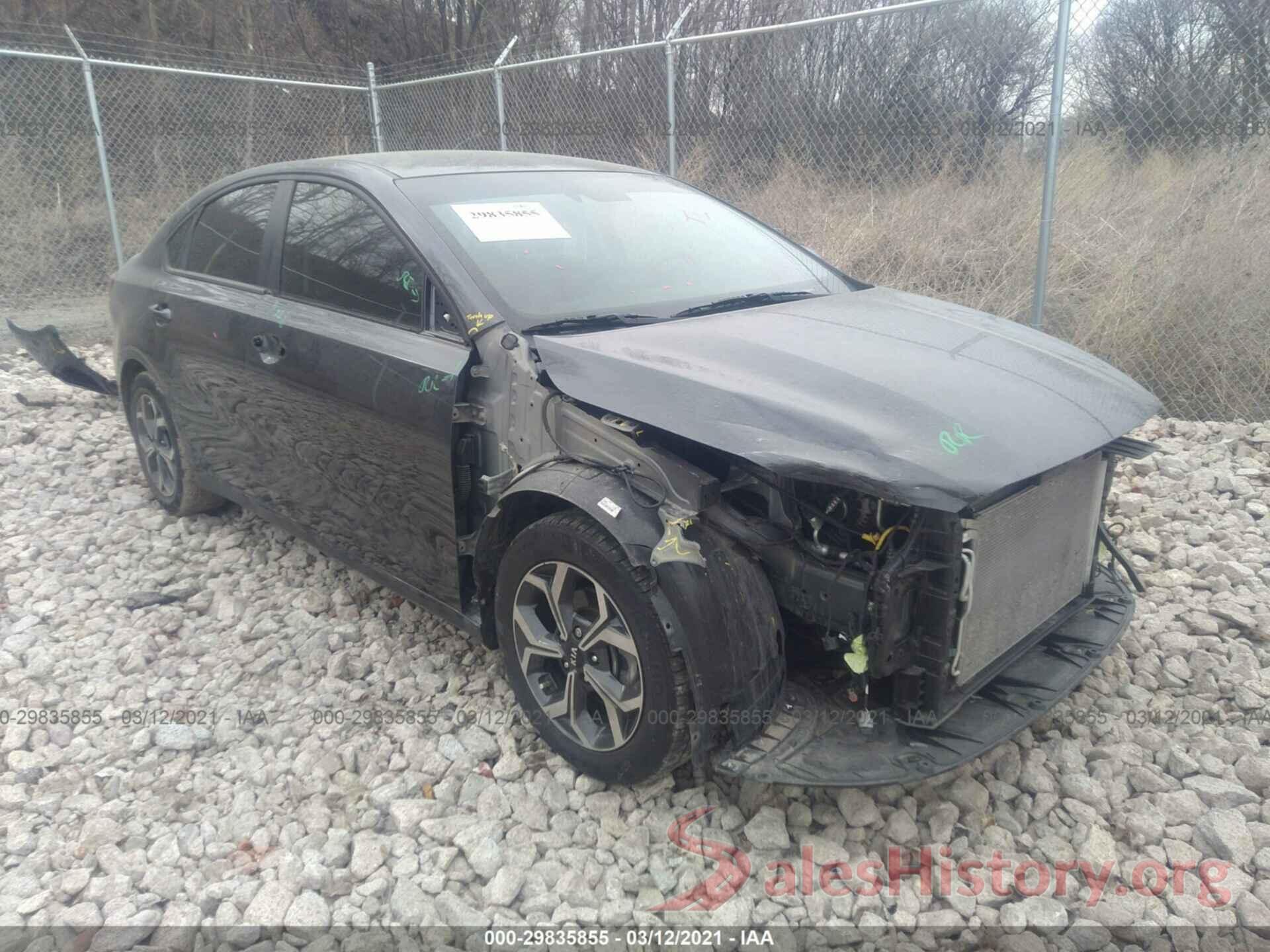 3KPF24AD1KE132627 2019 KIA FORTE