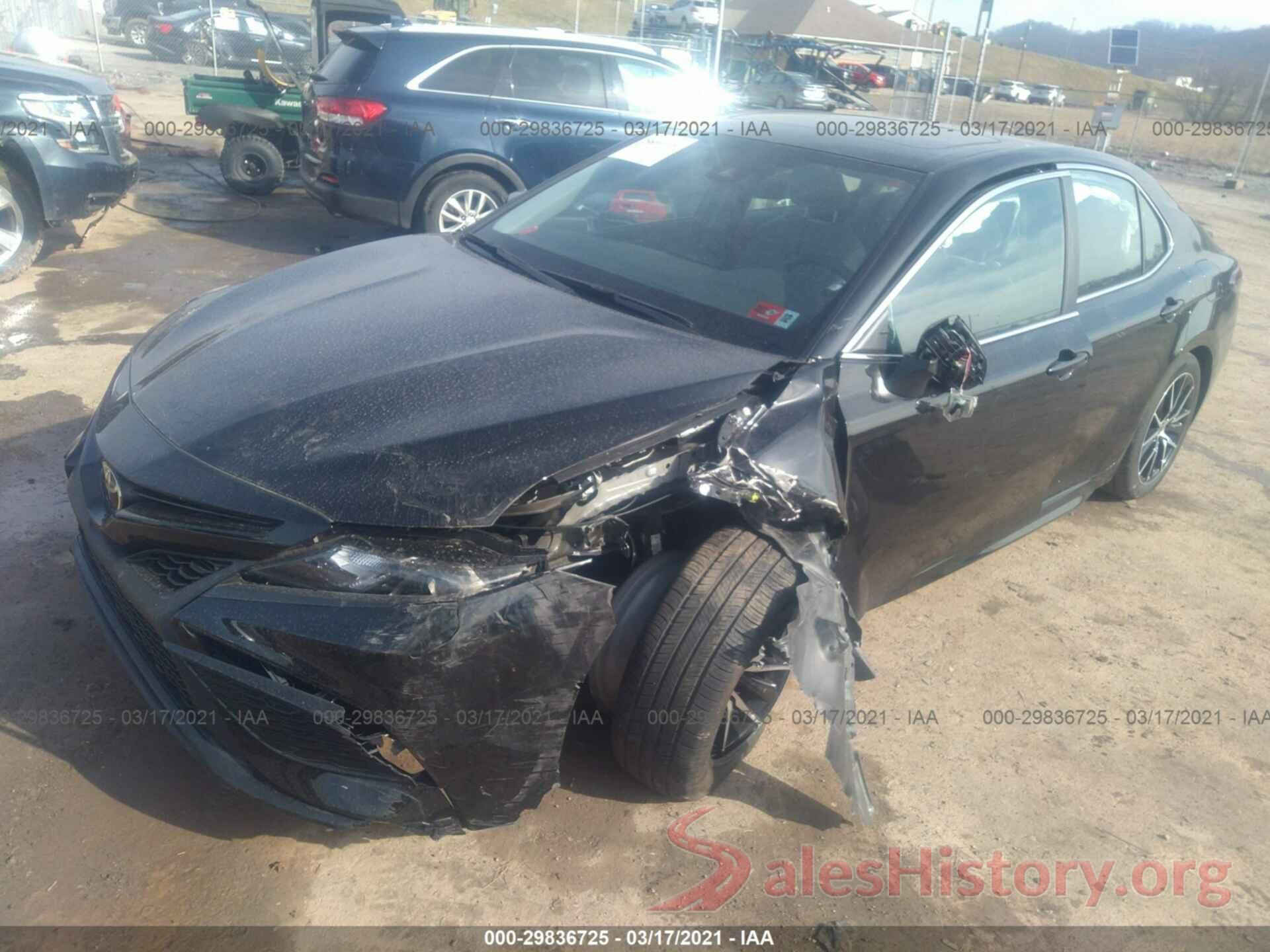 4T1G11BK8MU025982 2021 TOYOTA CAMRY