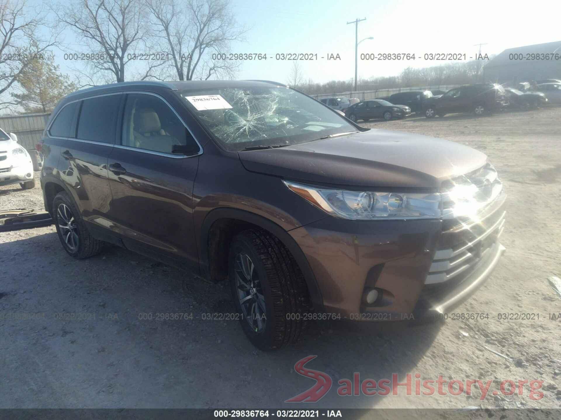 5TDKZRFH7KS309075 2019 TOYOTA HIGHLANDER