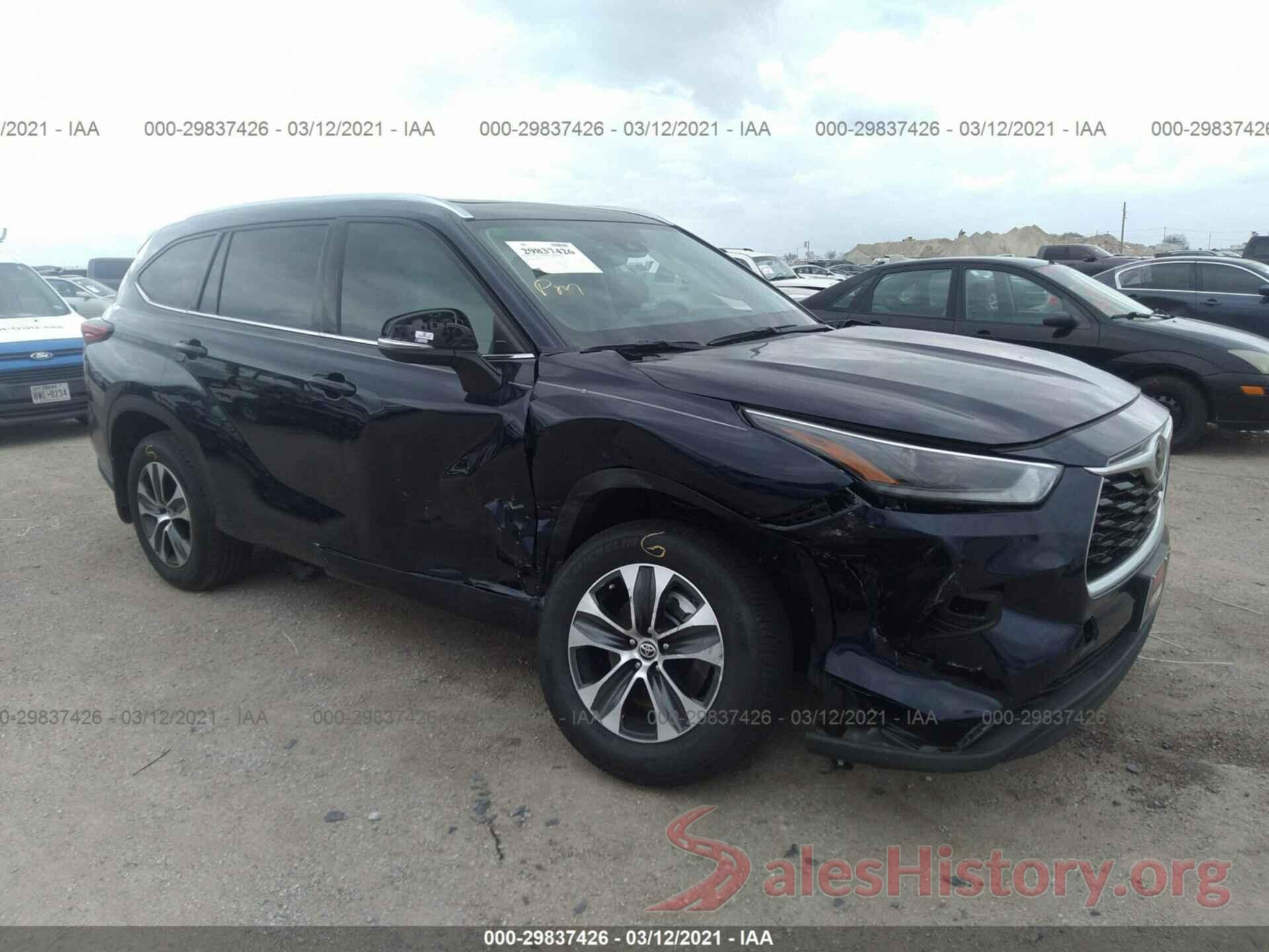 5TDGZRAH9MS042148 2021 TOYOTA HIGHLANDER