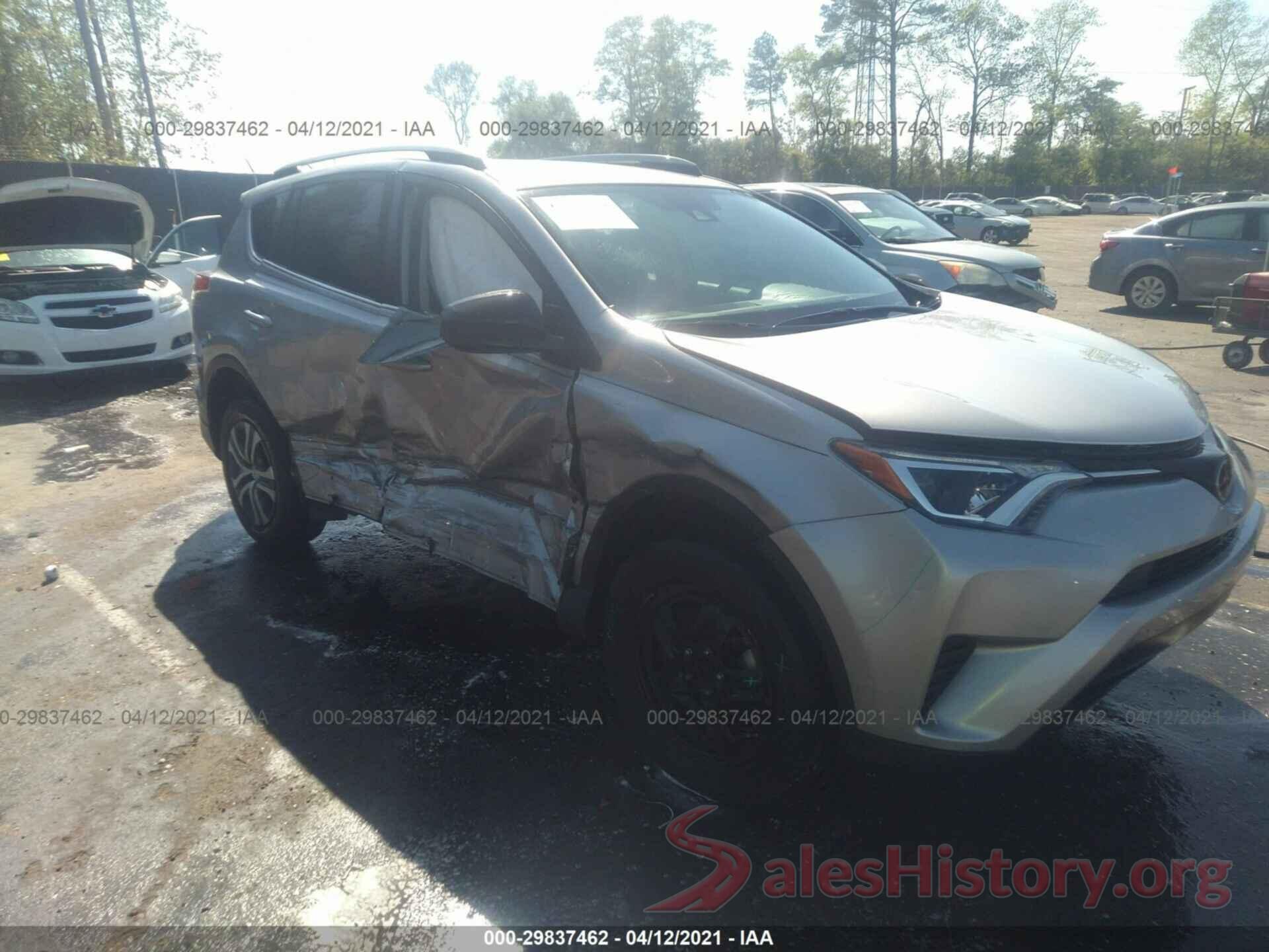 2T3ZFREVXJW478180 2018 TOYOTA RAV4