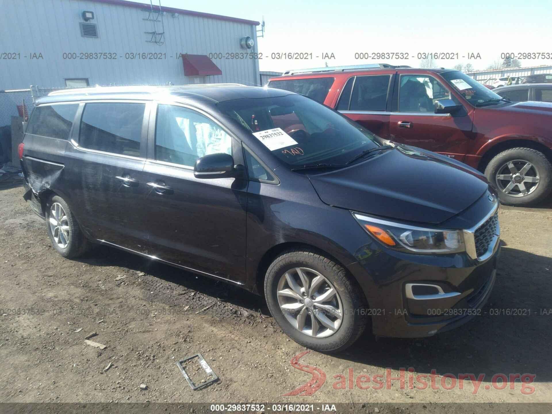 KNDMB5C18K6527832 2019 KIA SEDONA