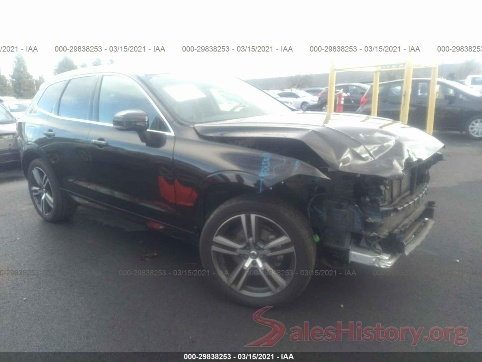 LYV102RKXJB083171 2018 VOLVO XC60