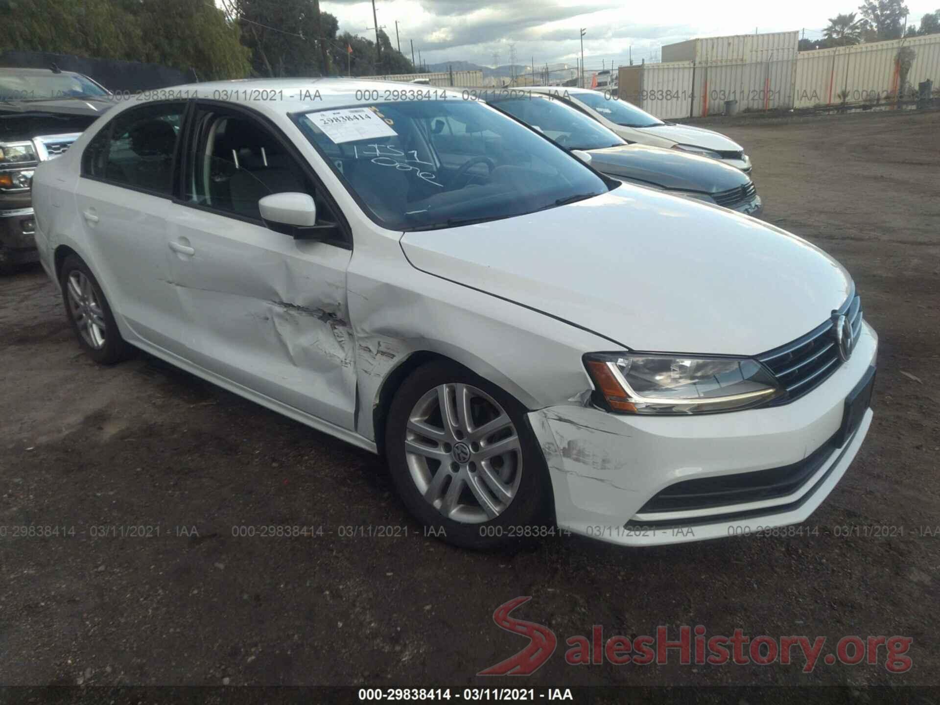 3VW2B7AJ4JM233779 2018 VOLKSWAGEN JETTA