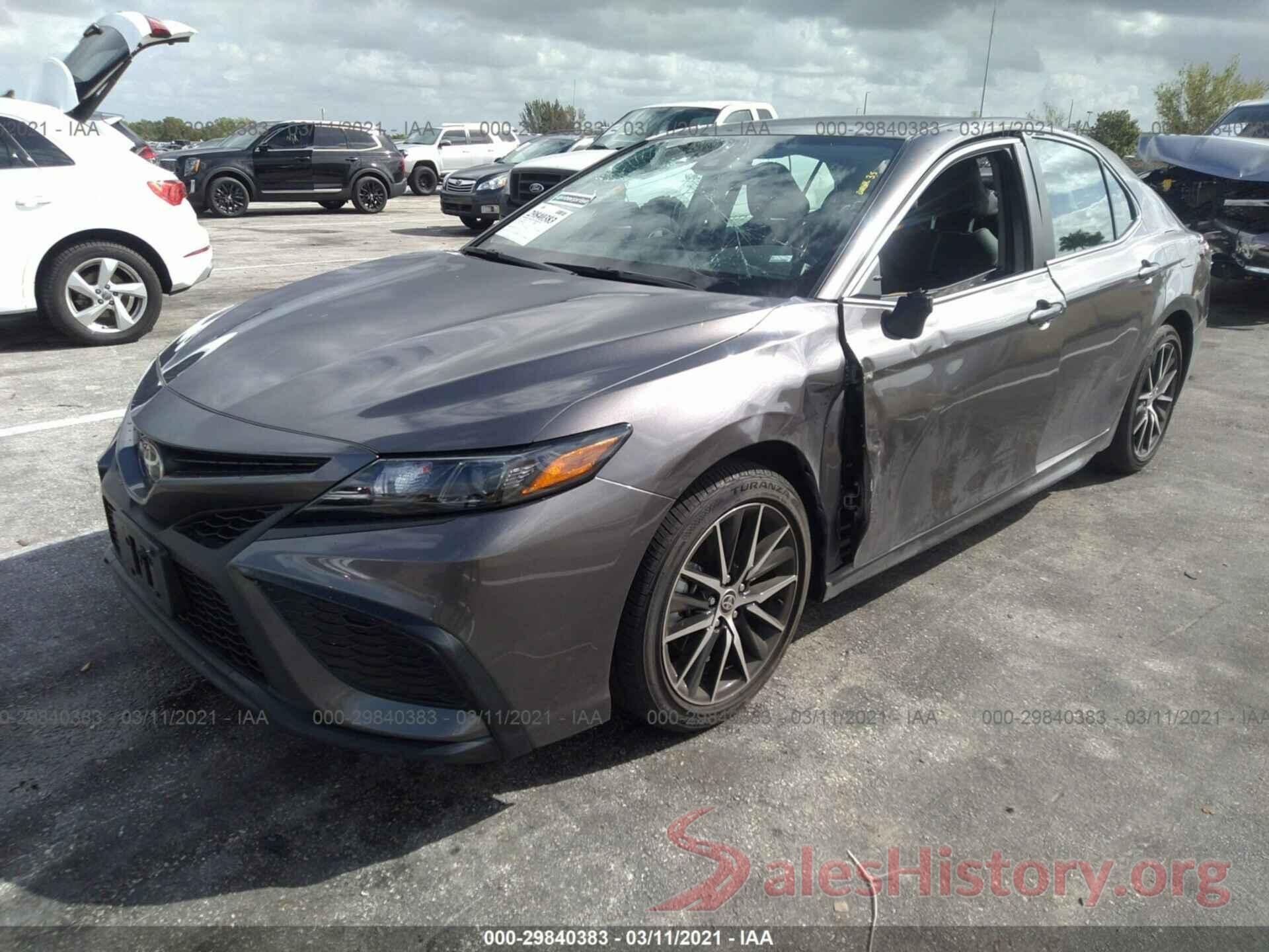 4T1G11AK8MU413585 2021 TOYOTA CAMRY