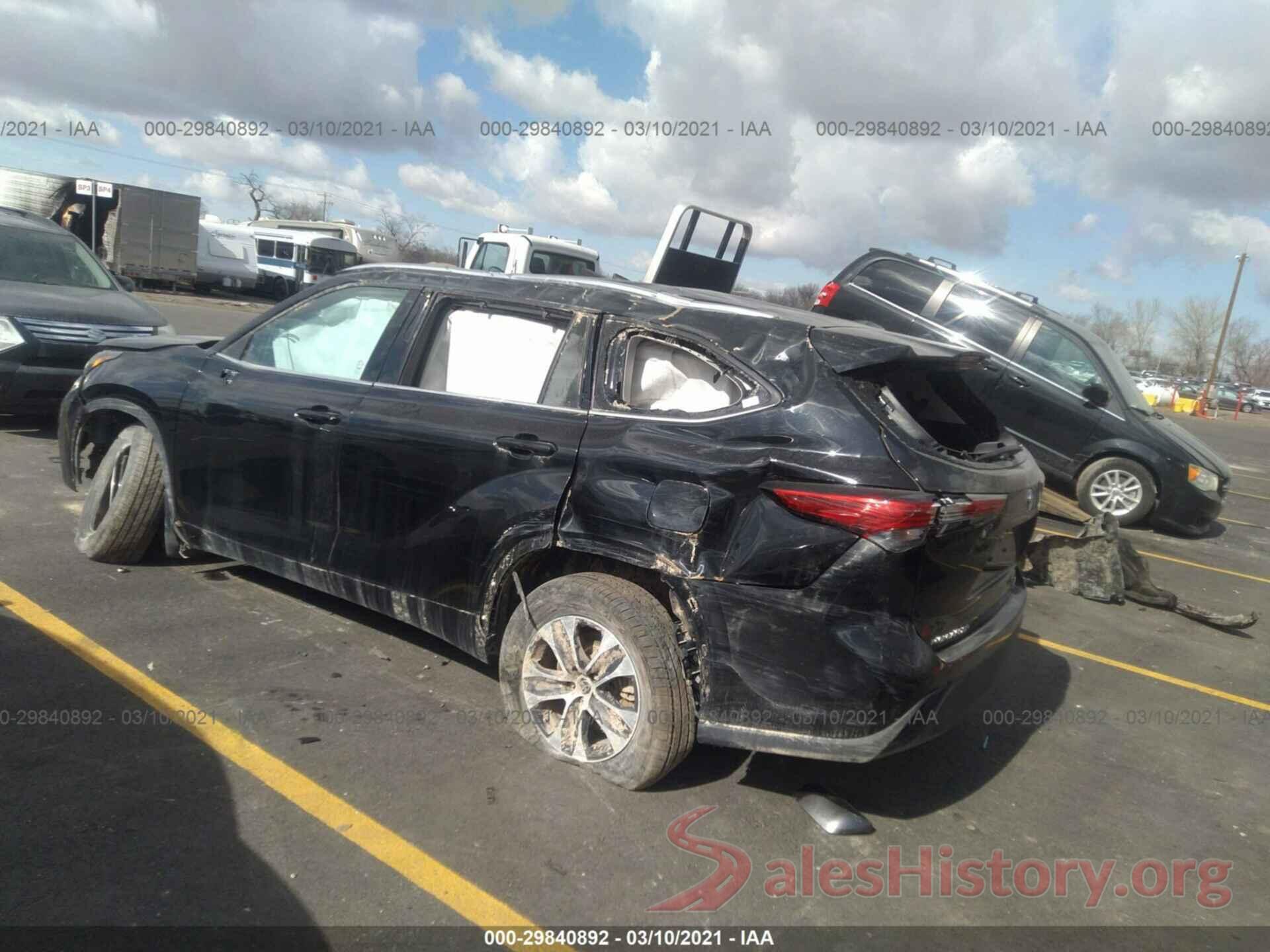 5TDGZRBH9MS076363 2021 TOYOTA HIGHLANDER