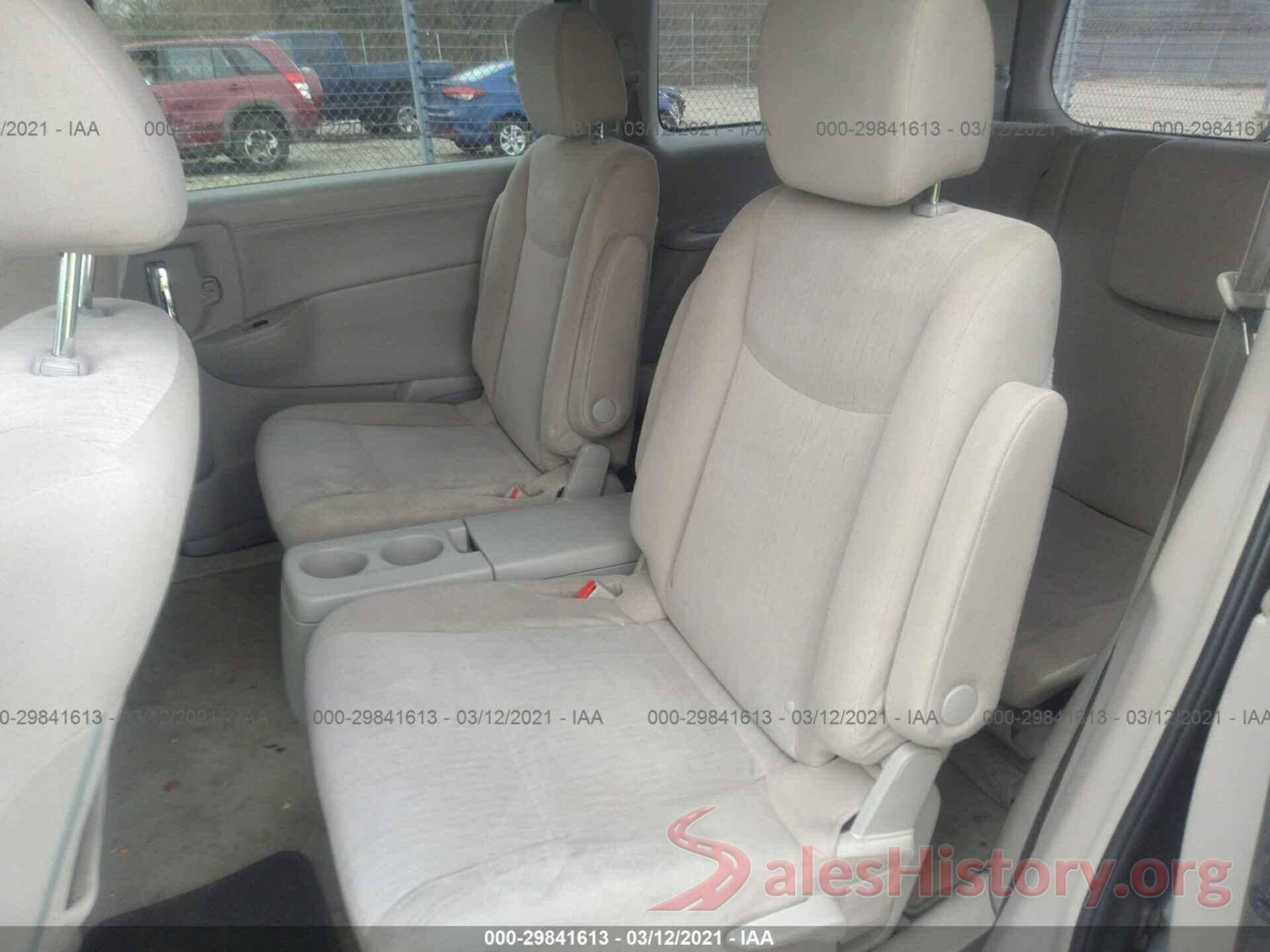 JN8AE2KP1H9166180 2017 NISSAN QUEST