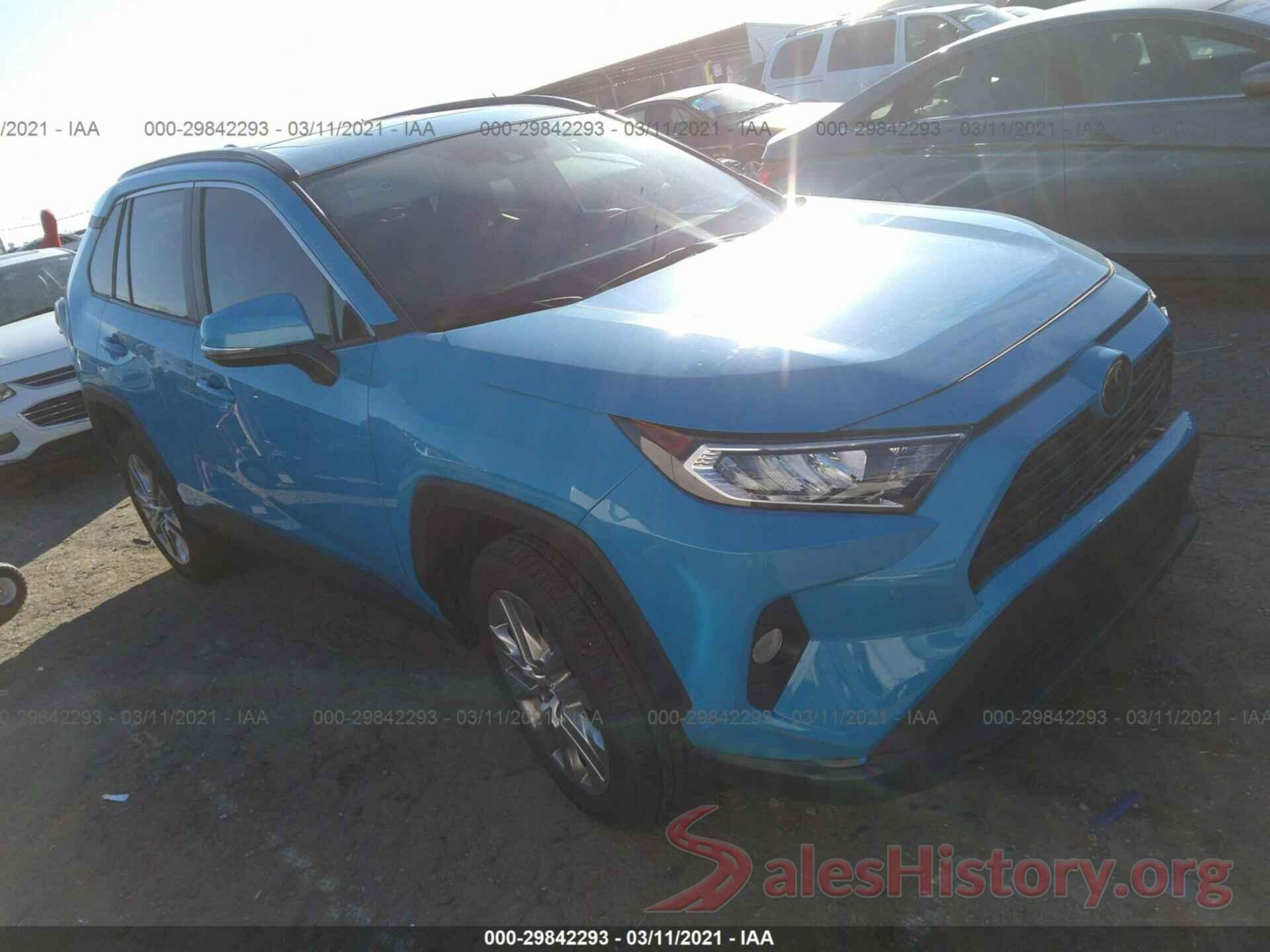 2T3C1RFV1KW030236 2019 TOYOTA RAV4