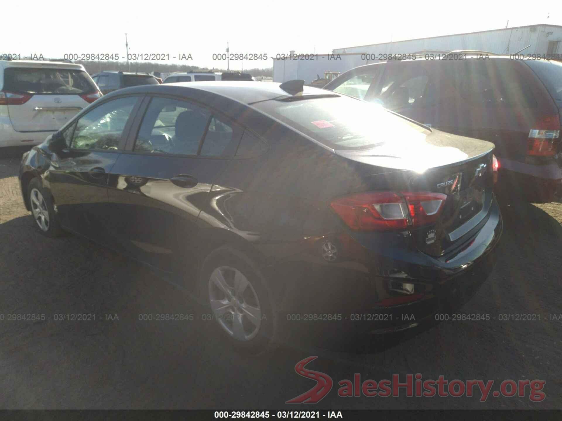 1G1BC5SM1J7217734 2018 CHEVROLET CRUZE