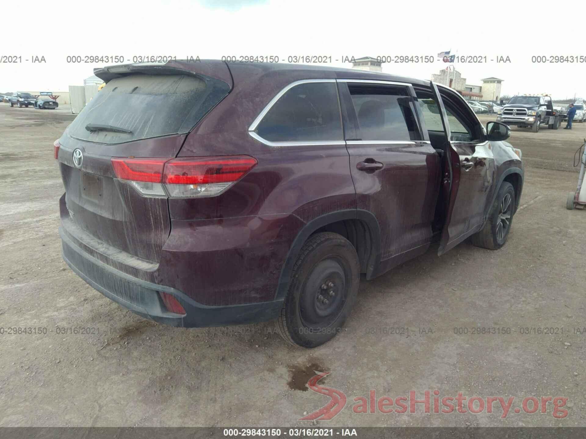 5TDZARFH9JS037858 2018 TOYOTA HIGHLANDER