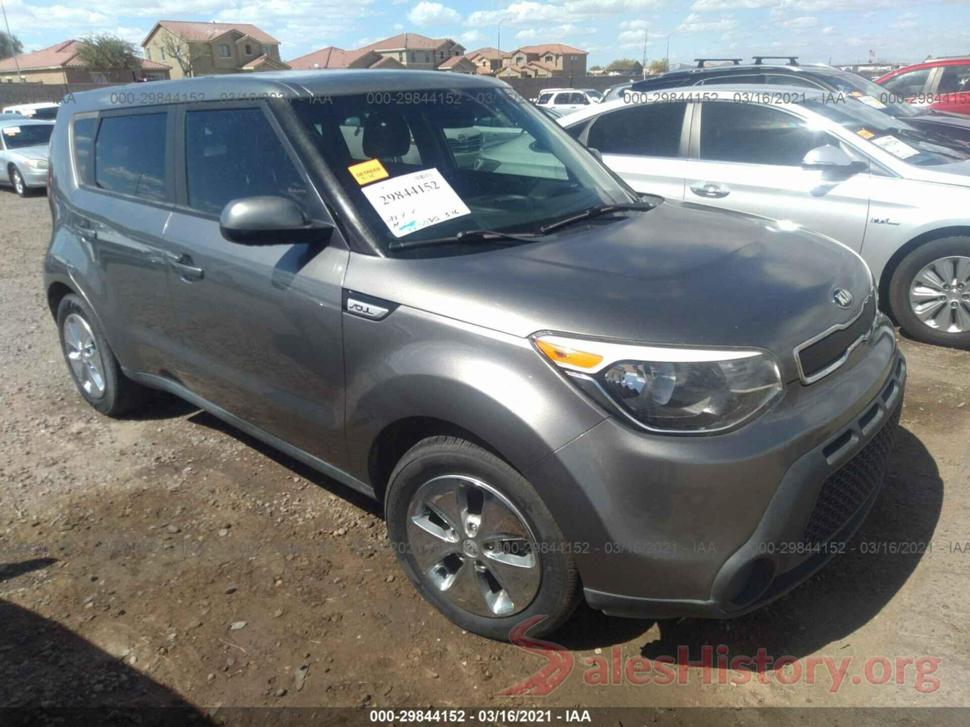 KNDJN2A22G7387928 2016 KIA SOUL